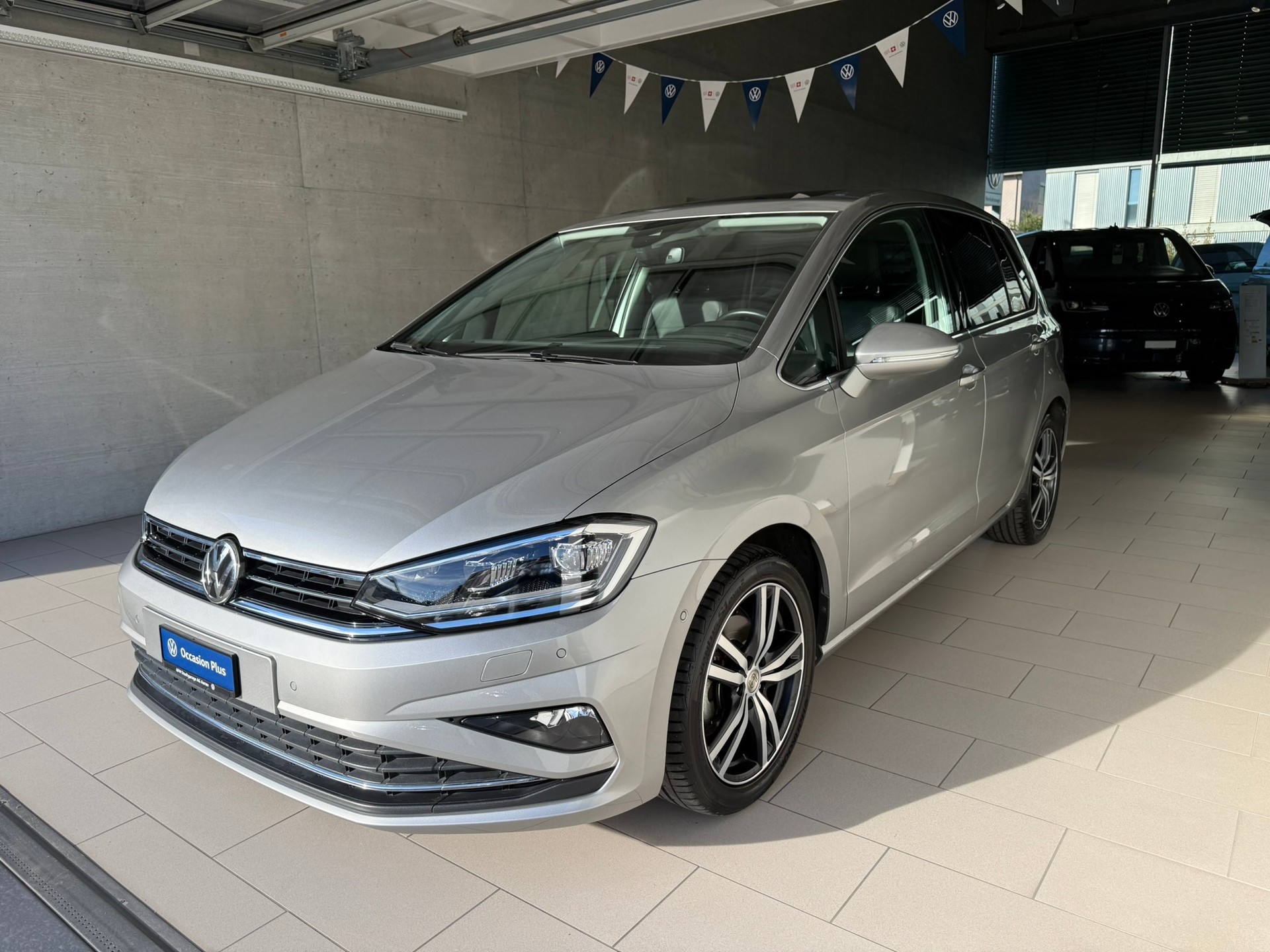 VW Golf Sportsvan 1.5 TSI EVO Highline DSG-showroom-element-2