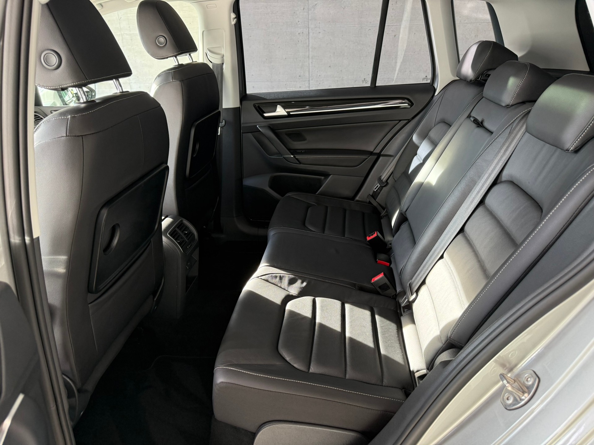 VW Golf Sportsvan 1.5 TSI EVO Highline DSG-image-8