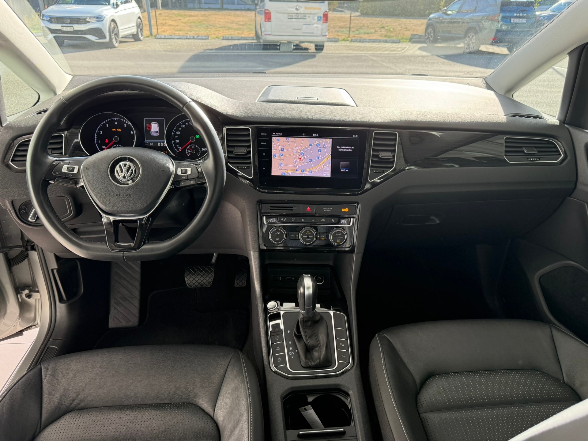 VW Golf Sportsvan 1.5 TSI EVO Highline DSG-image-10