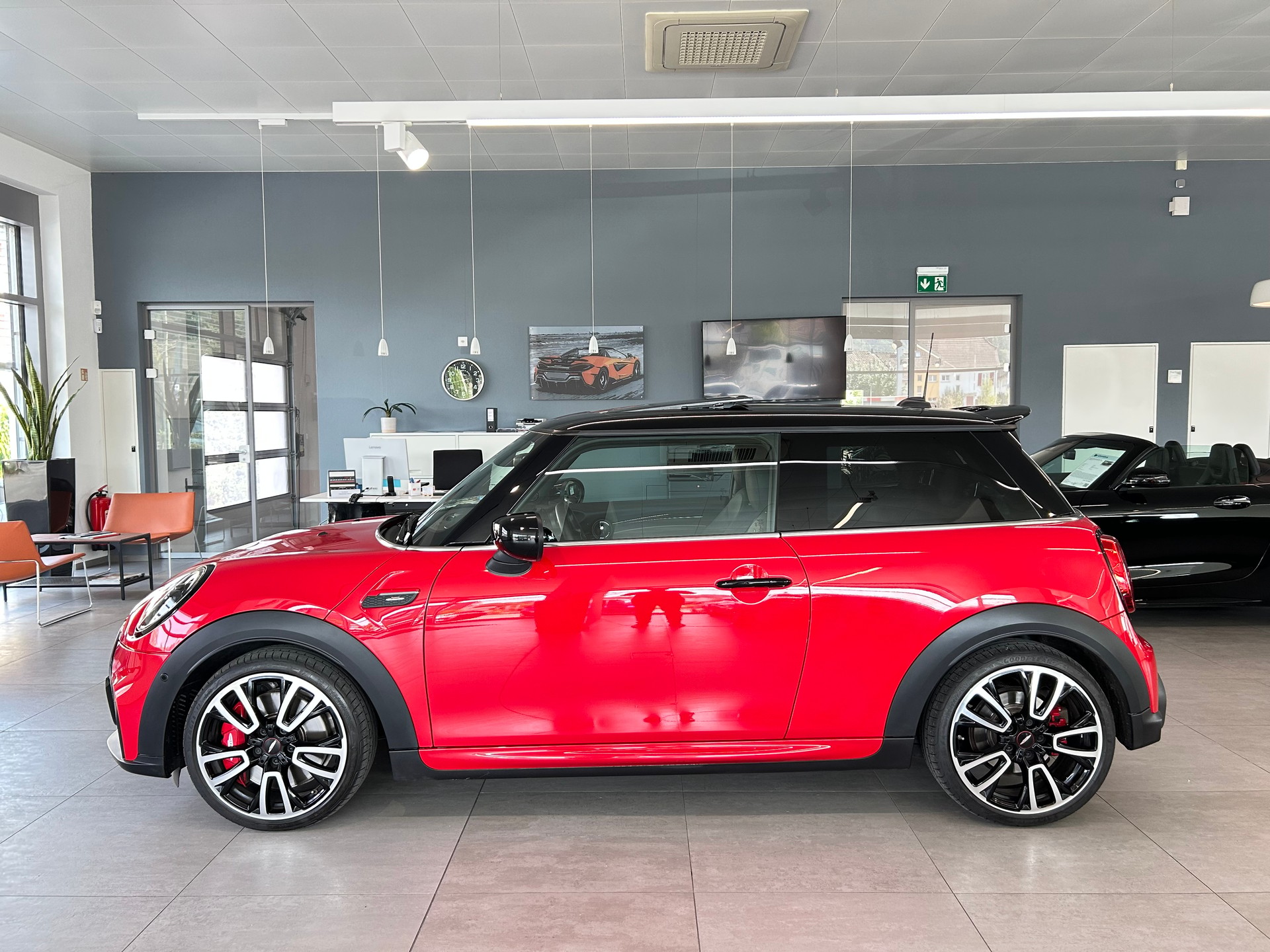MINI Cooper John Cooper Works Steptronic-showroom-element-2