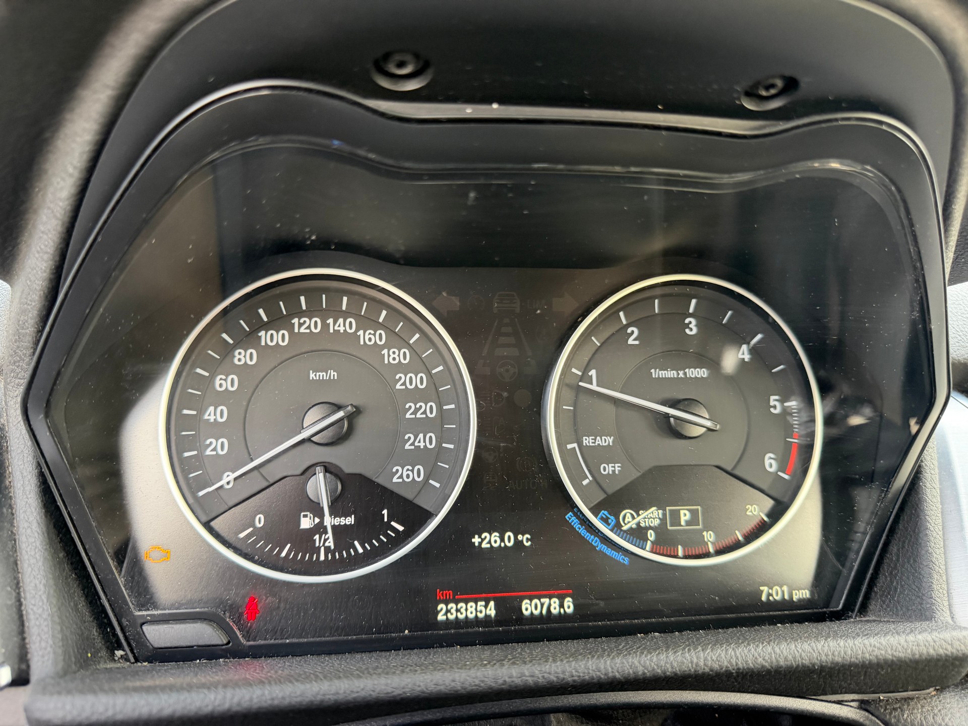 BMW 218d Active Tourer Luxury Line Steptronic-image-11