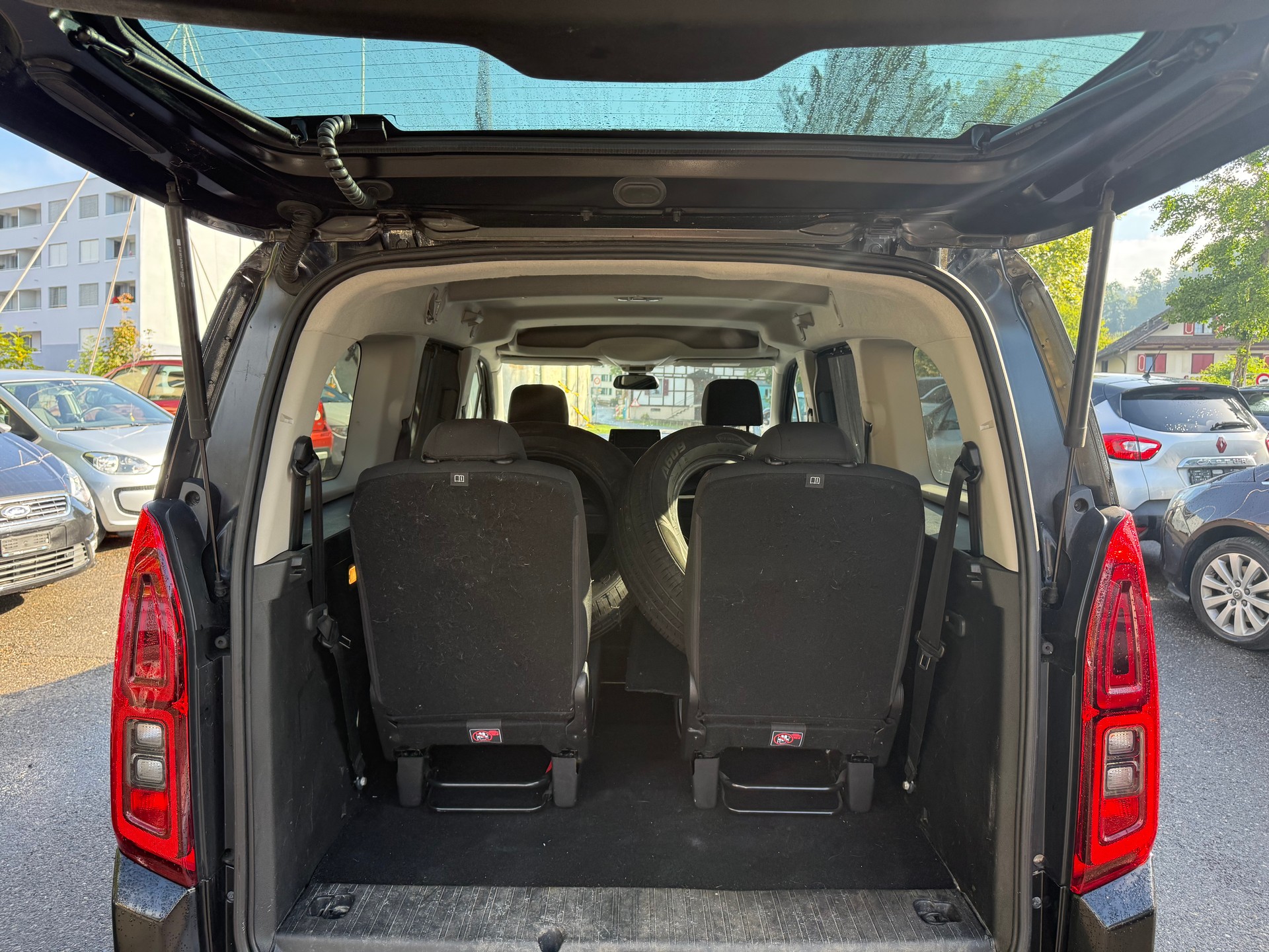 OPEL Combo Life XL 1.2 7 Plätze Elegance-image-5