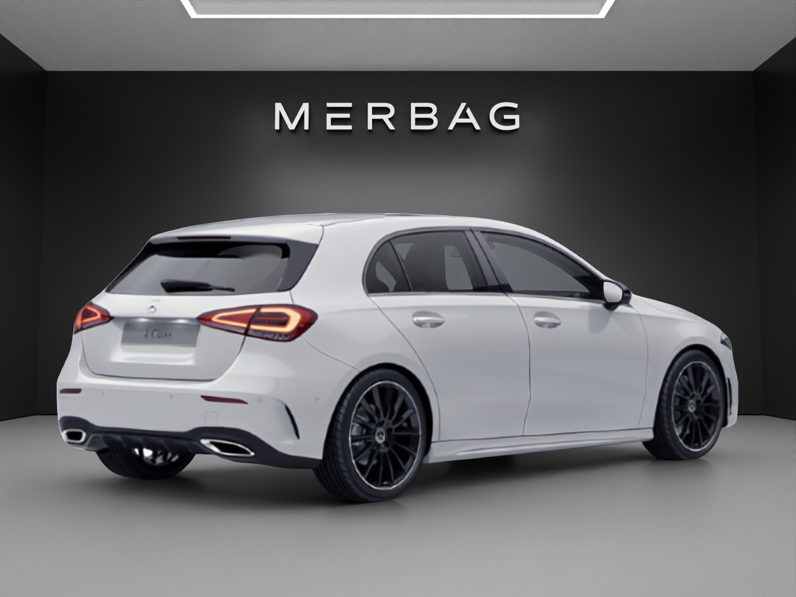 MERCEDES-BENZ A 220 AMG Line 7G-DCT-image-5