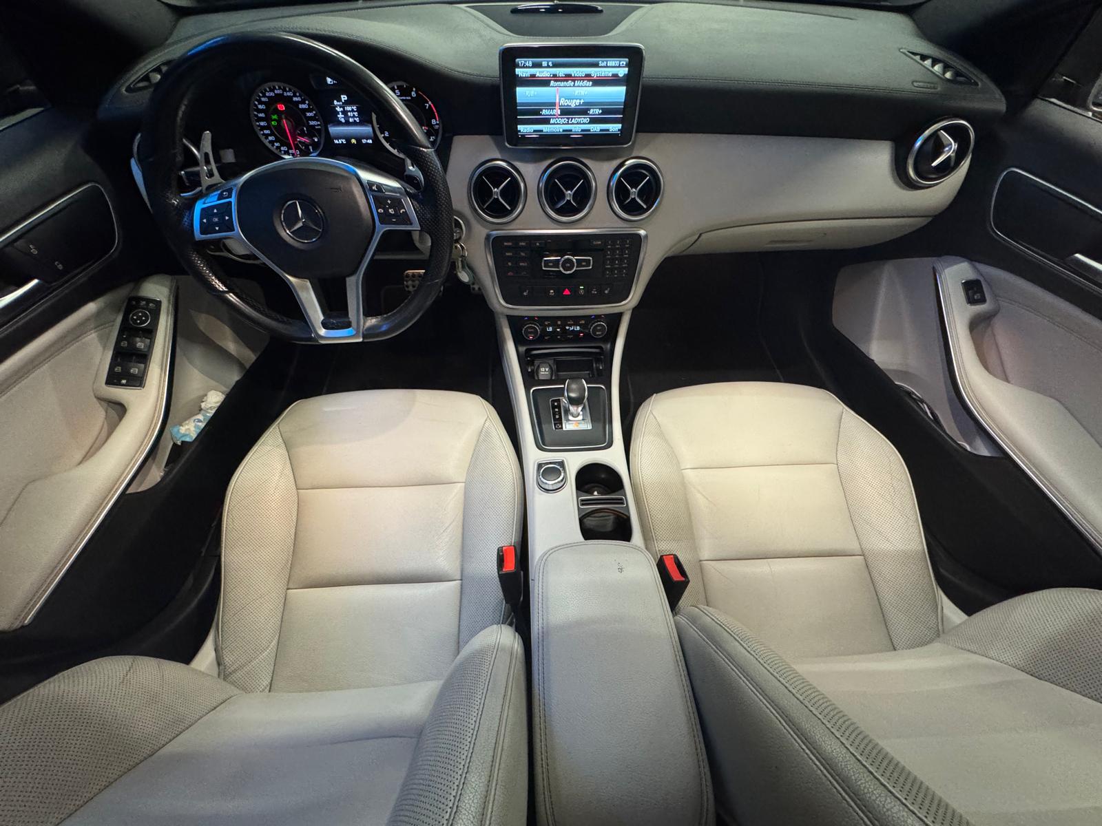 MERCEDES-BENZ A 45 AMG 4Matic Speedshift 7G-DCT-image-14
