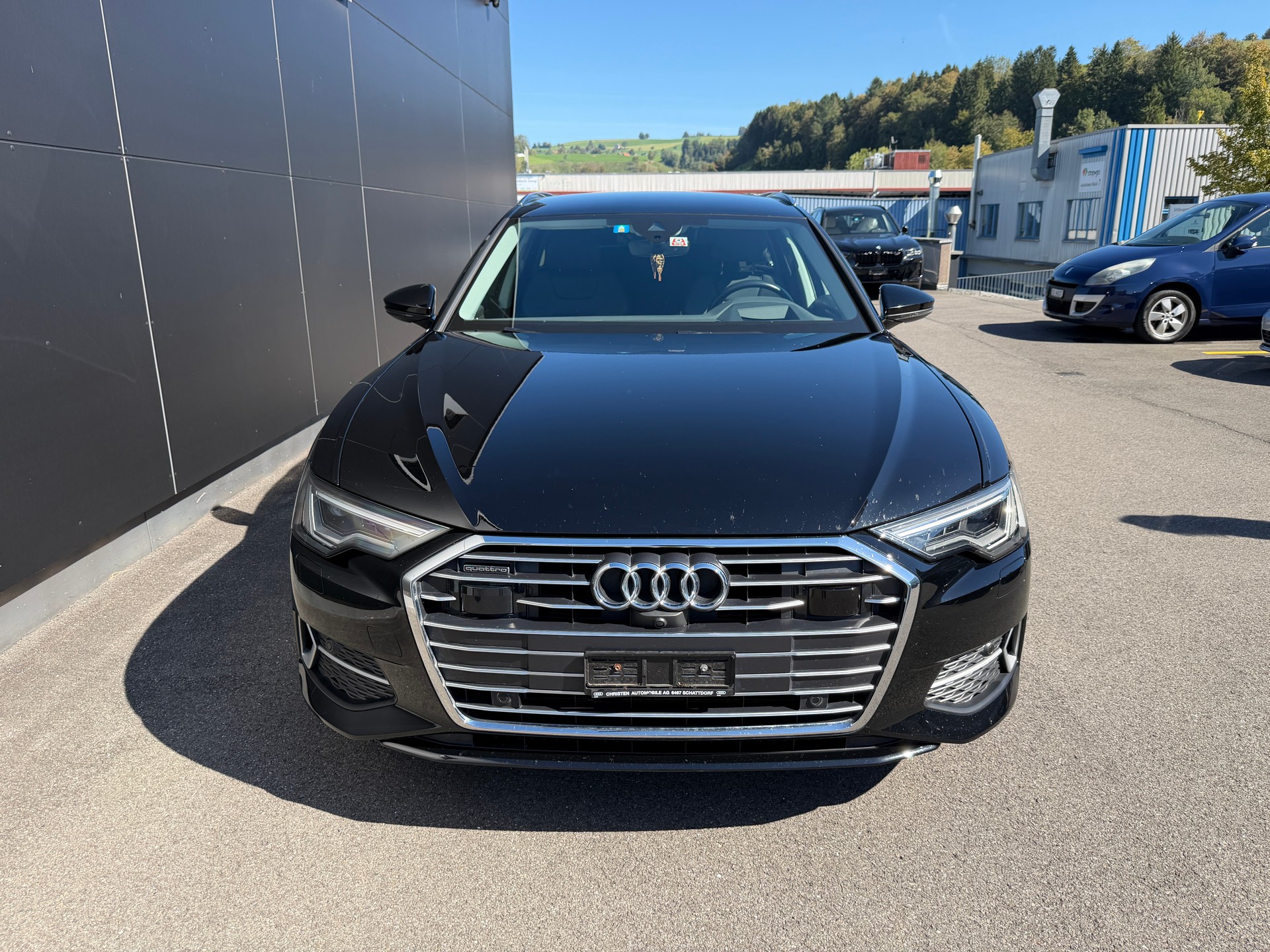 AUDI A6 Avant 40 TDI Attraction quattro S-tronic-showroom-element-1