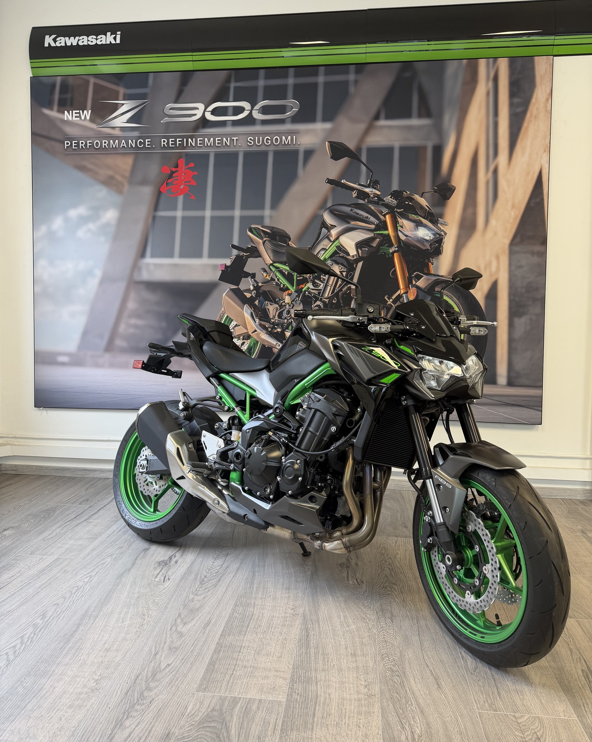 KAWASAKI Z 900-image-0