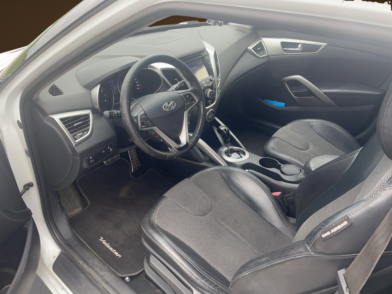HYUNDAI Veloster 1.6 GDi-image-5