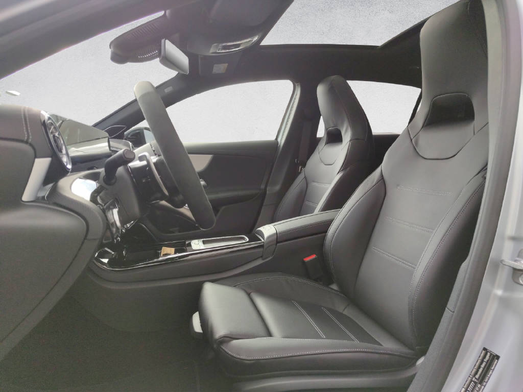 MERCEDES-BENZ A 45 S AMG 4matic+-image-10