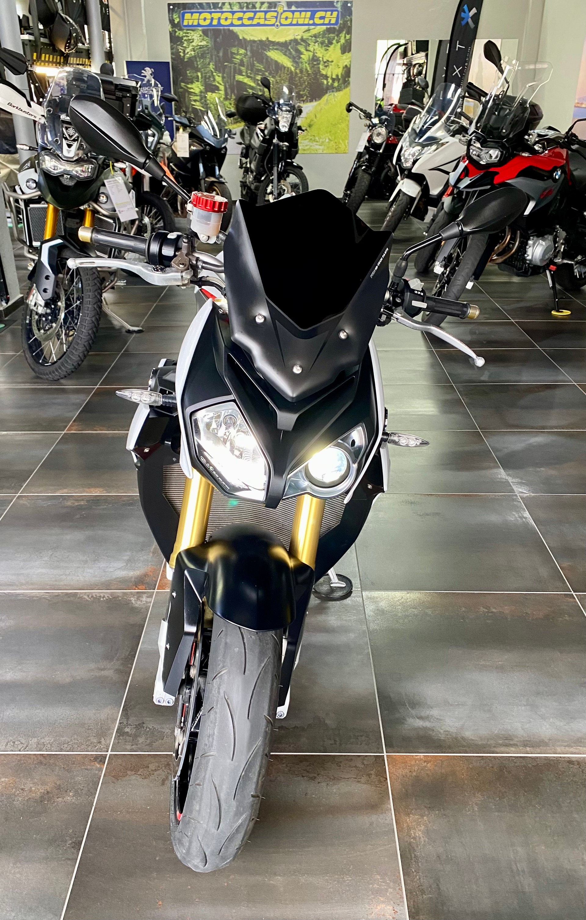 BMW S 1000 R ABS-image-2