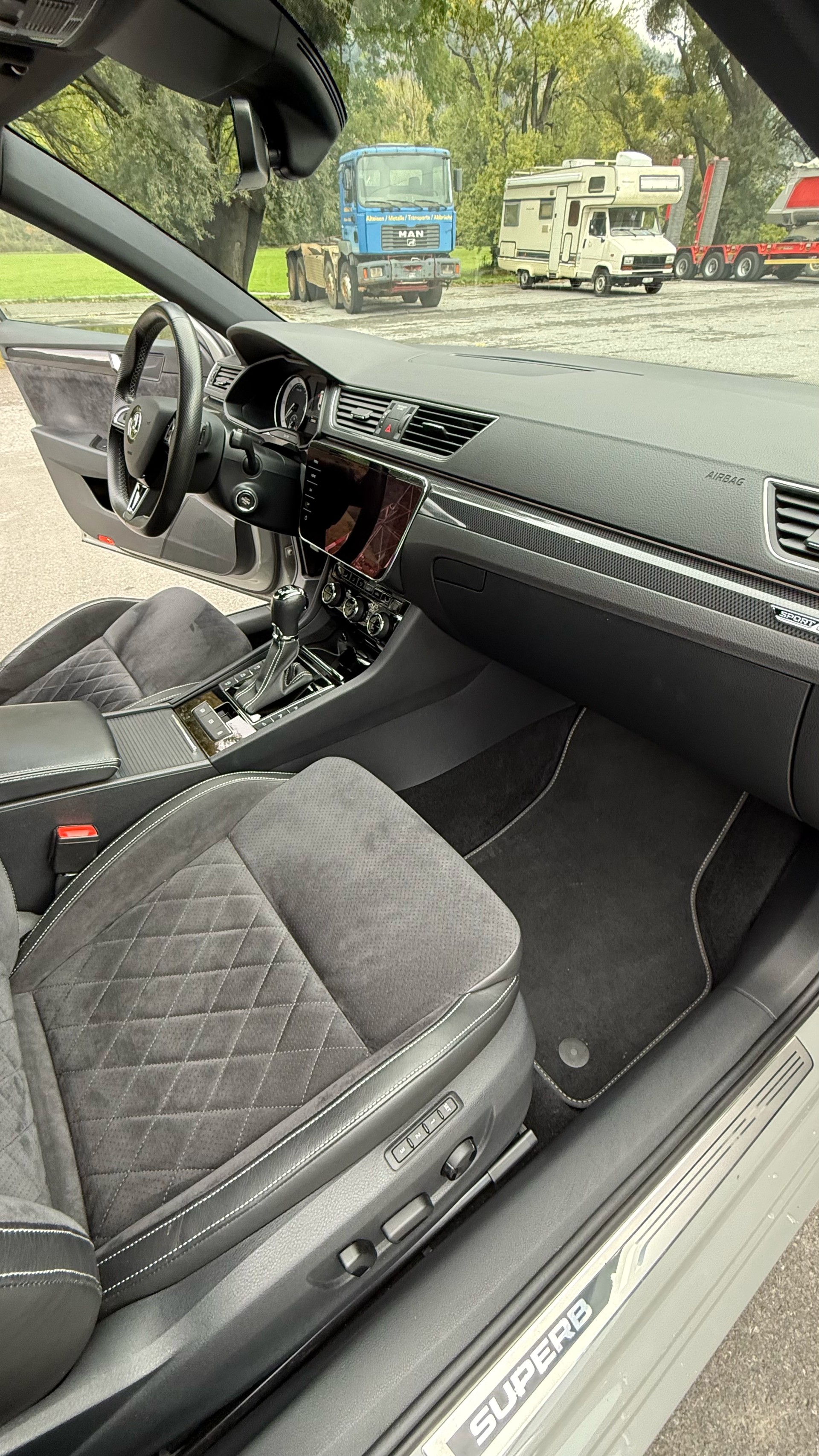 SKODA 2.0 TDI 190 SportLine+ 4x4 DSG-image-6