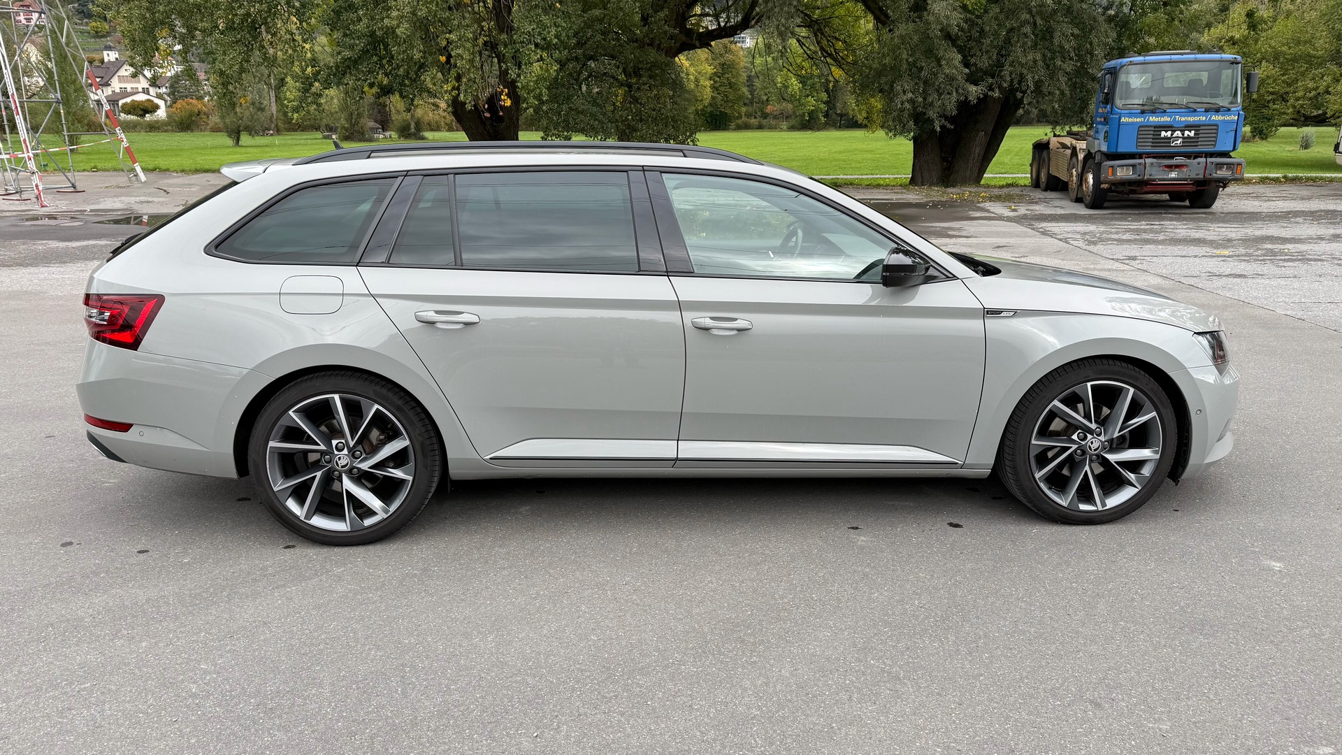 SKODA 2.0 TDI 190 SportLine+ 4x4 DSG-image-2