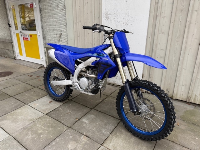 YAMAHA YZF250 2024-image-1