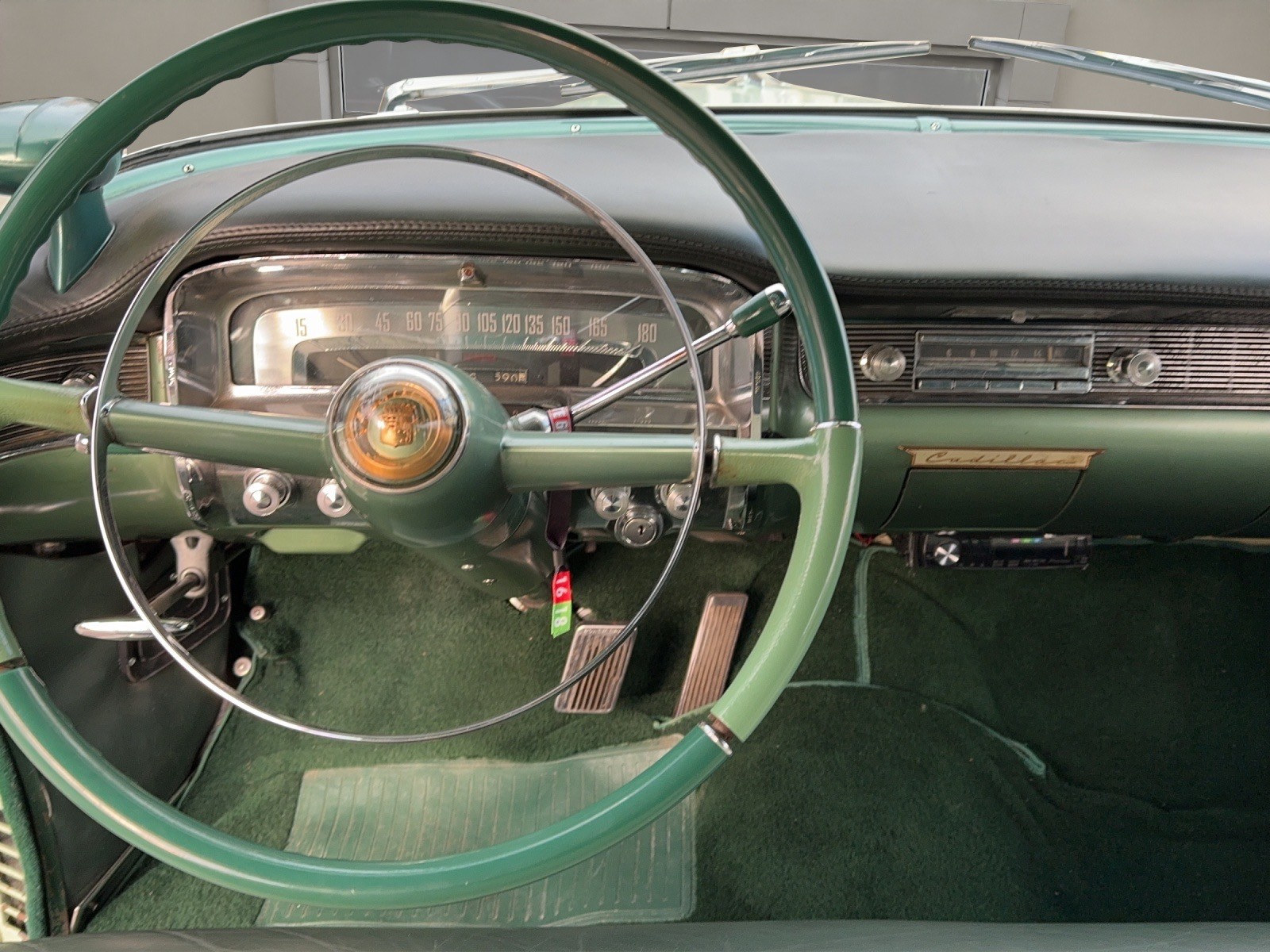 CADILLAC Coupe Deville-image-7