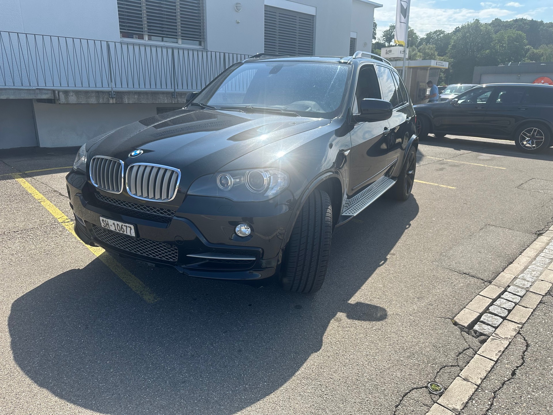 BMW X5 xDrive 48i (4.8i) Steptronic-image-1