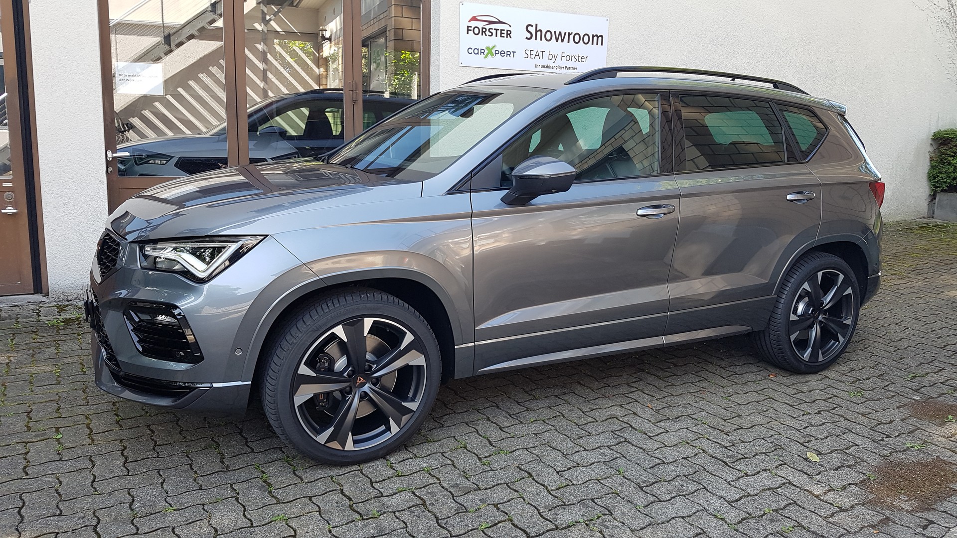 CUPRA Ateca 2.0TSI VZ 4Drive DSG-image-3