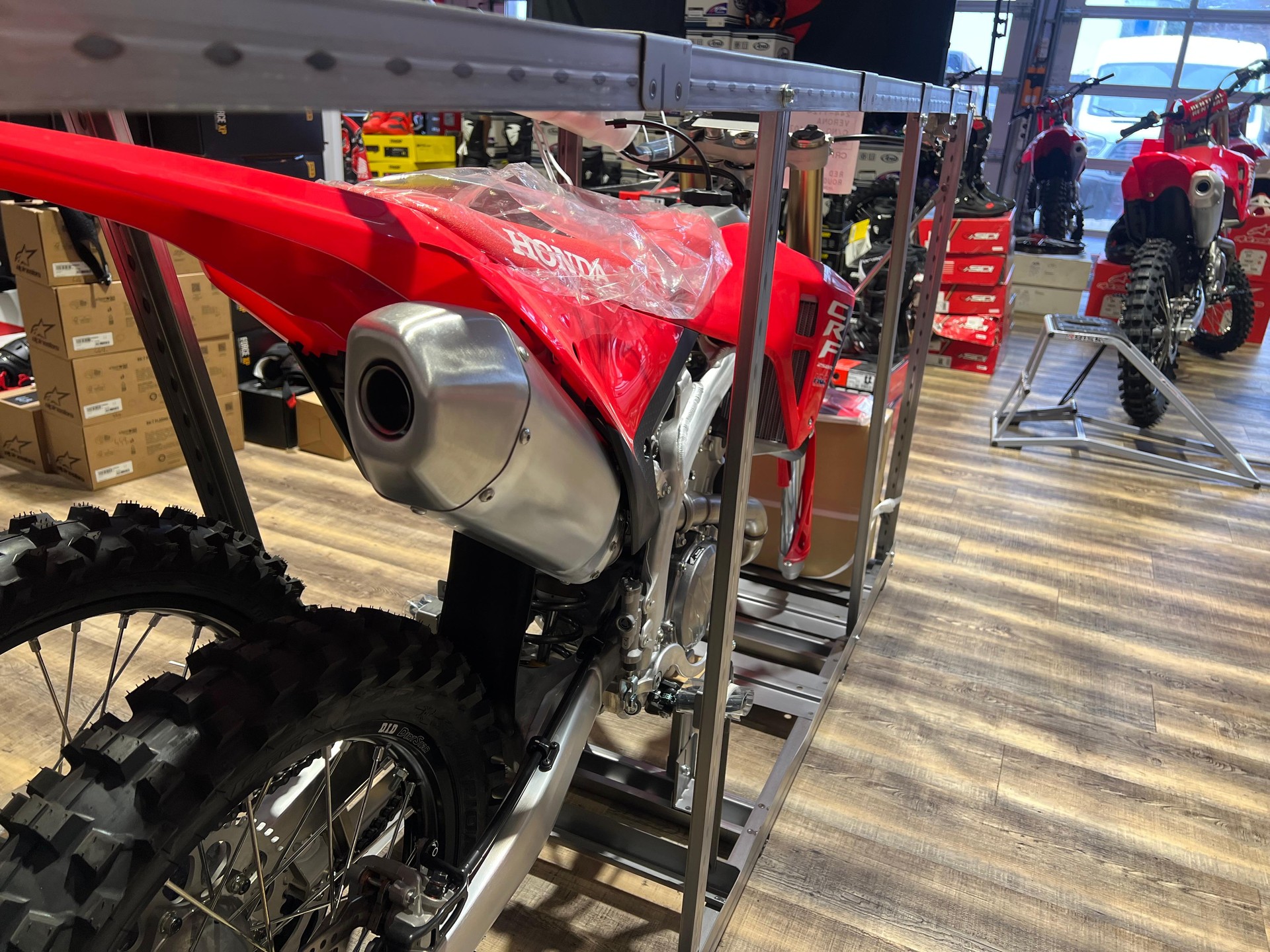 HONDA ** CRF250R ** **2025** Neufahrzeug in Kiste-image-6