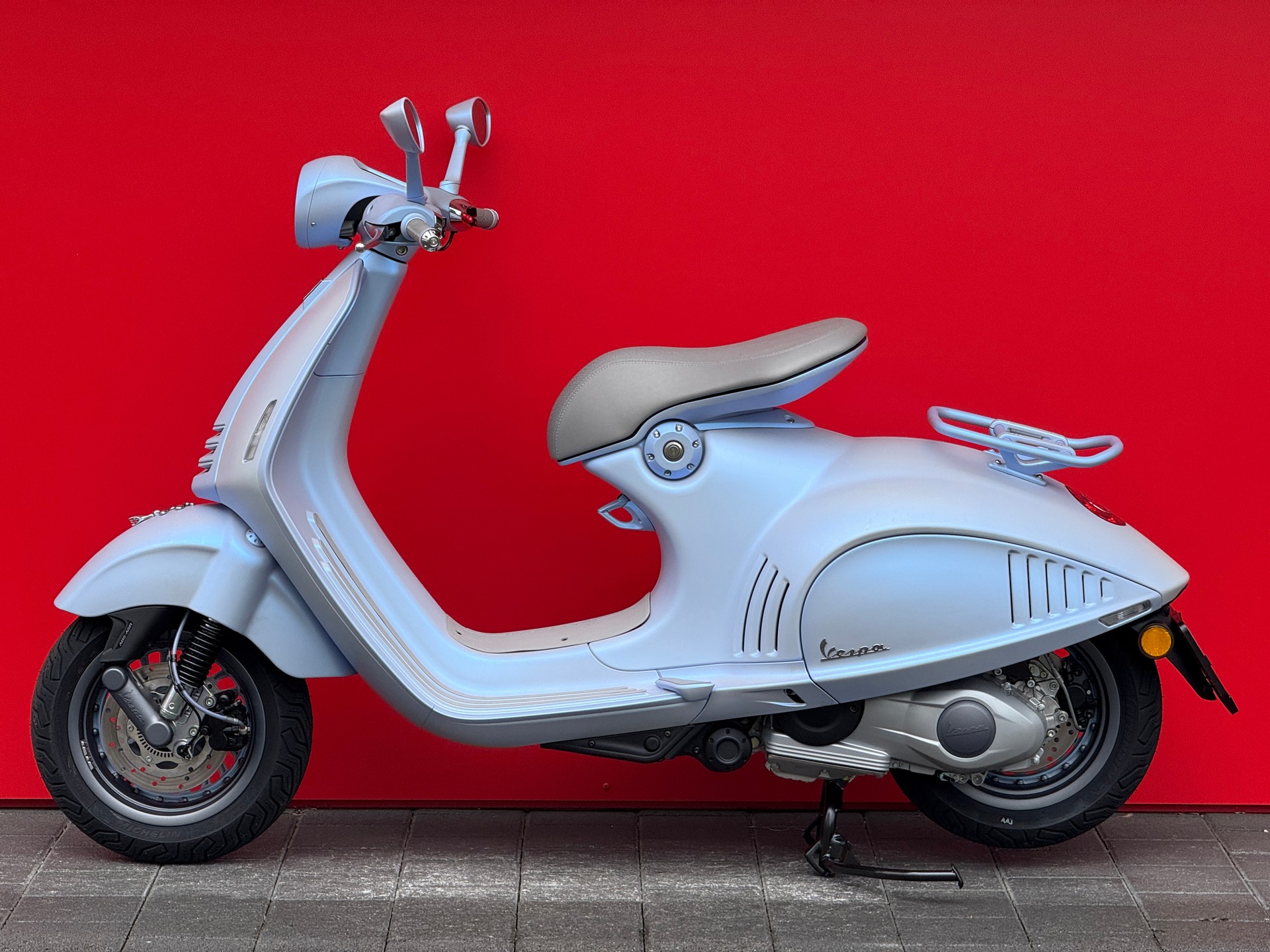 PIAGGIO Vespa 946 Snake-image-13
