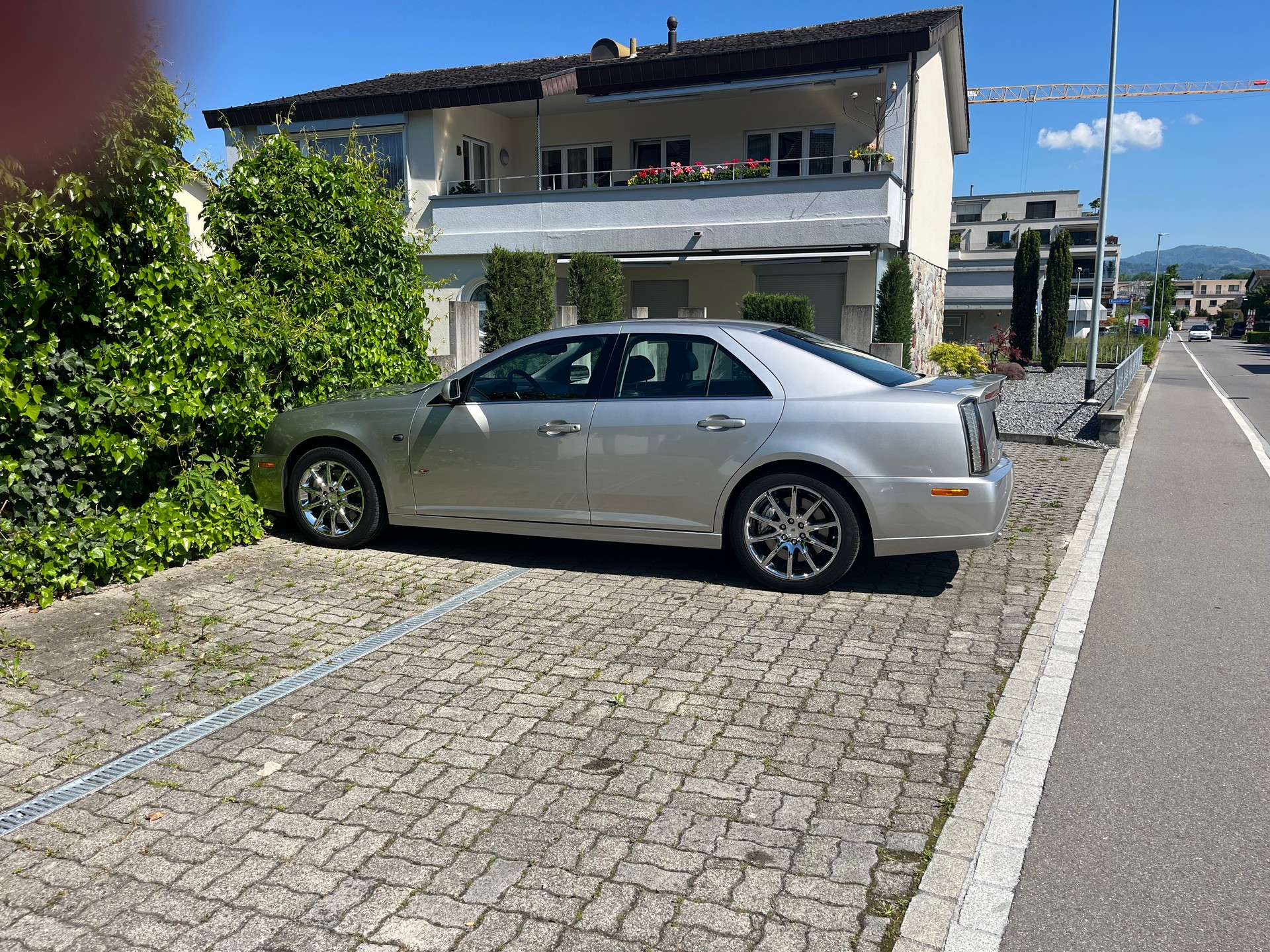 CADILLAC STS - V-image-7
