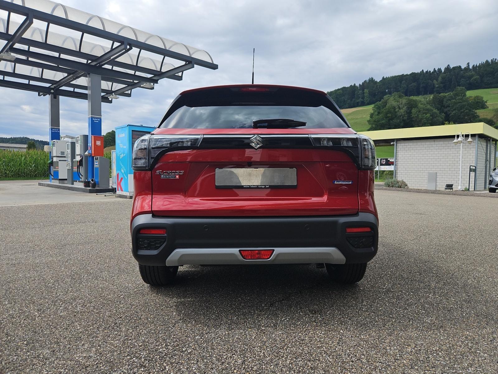 SUZUKI S-Cross 1.4 T Compact Top Hybrid 4x4-image-13