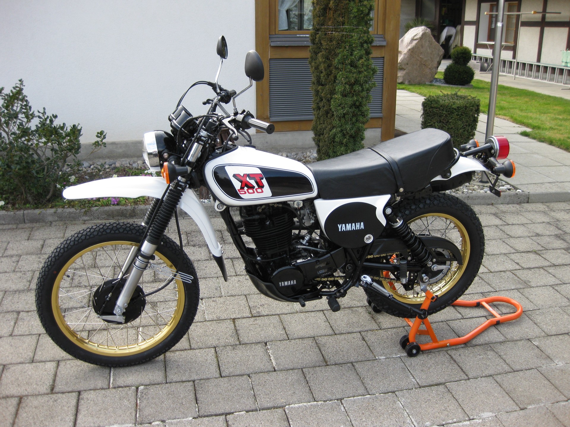 YAMAHA XT 500-image-4