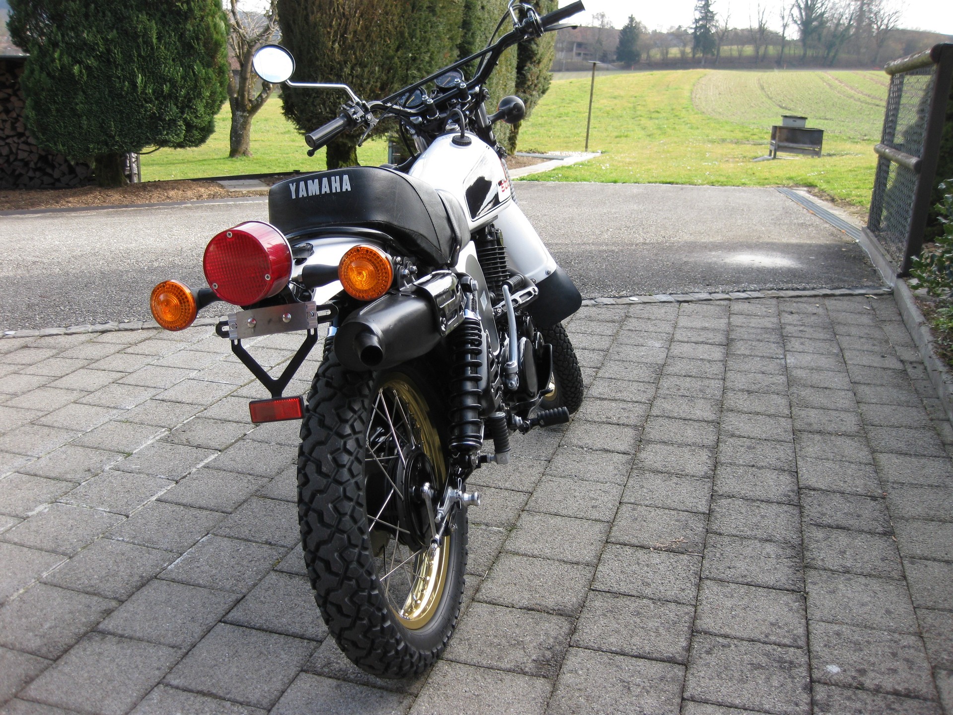 YAMAHA XT 500-image-3