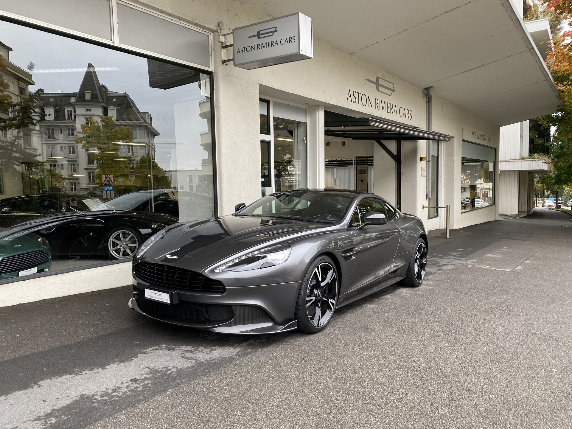 ASTON MARTIN Vanquish S V12 Touchtronic 3