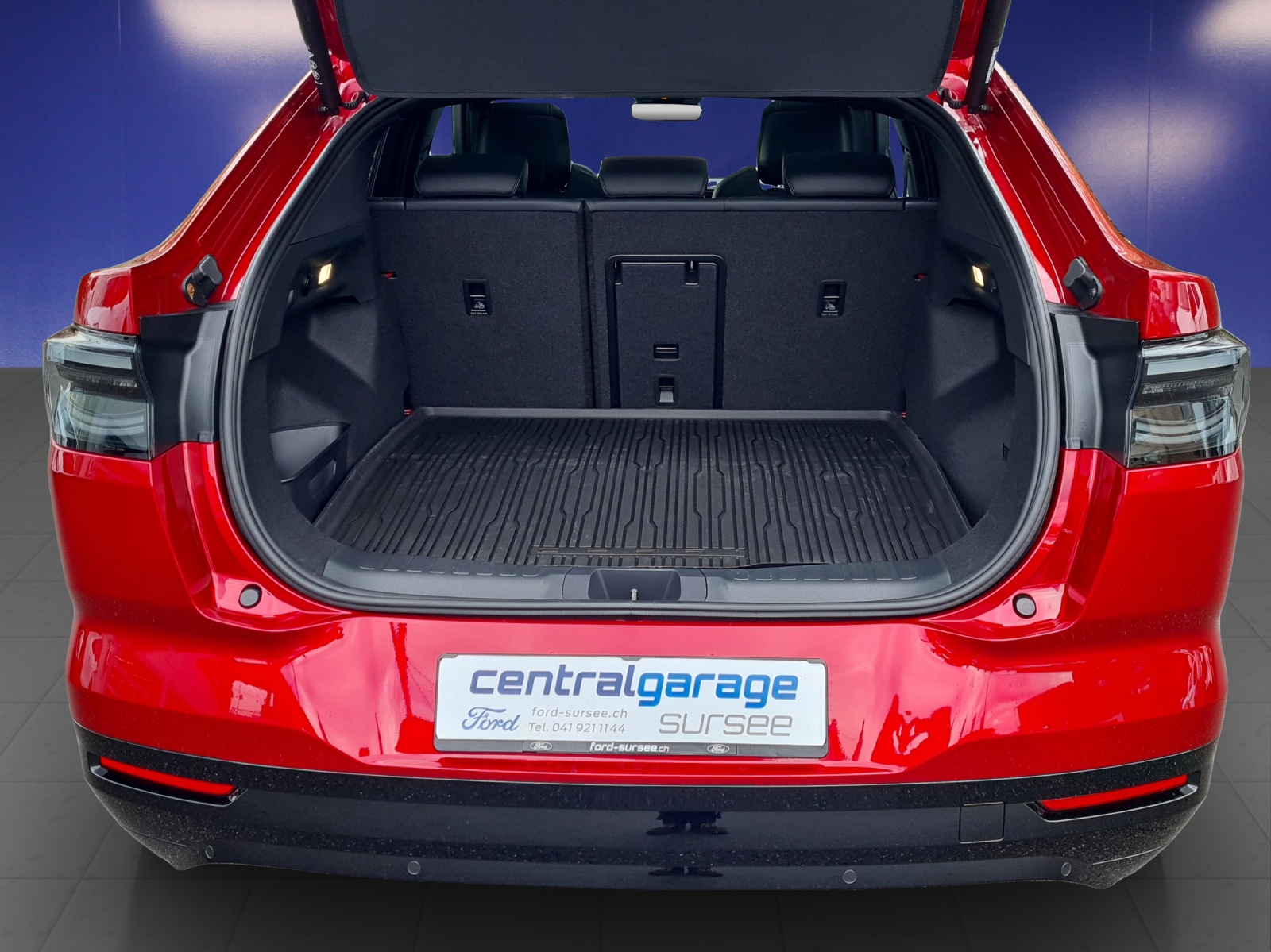 FORD Capri Extended Range (77 kWh) Premium RWD AUTOMAT-image-13