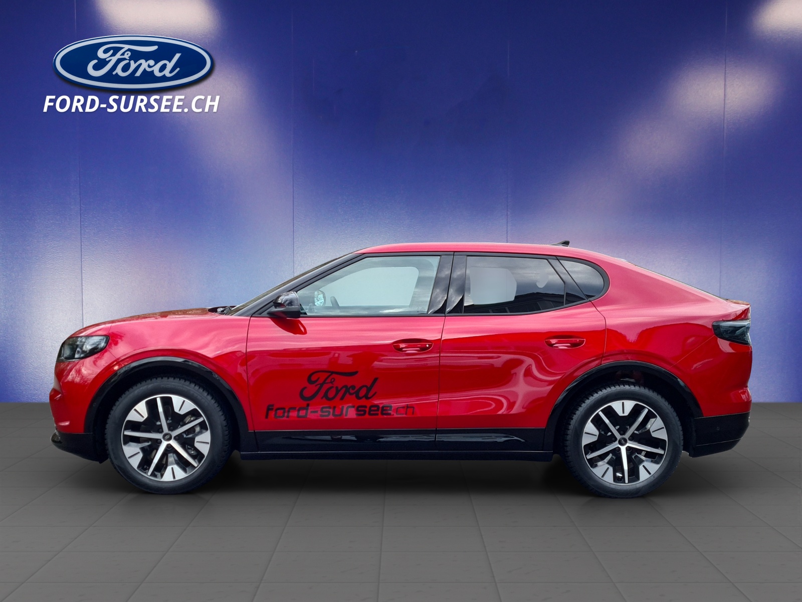 FORD Capri Extended Range (77 kWh) Premium RWD AUTOMAT-showroom-element-1