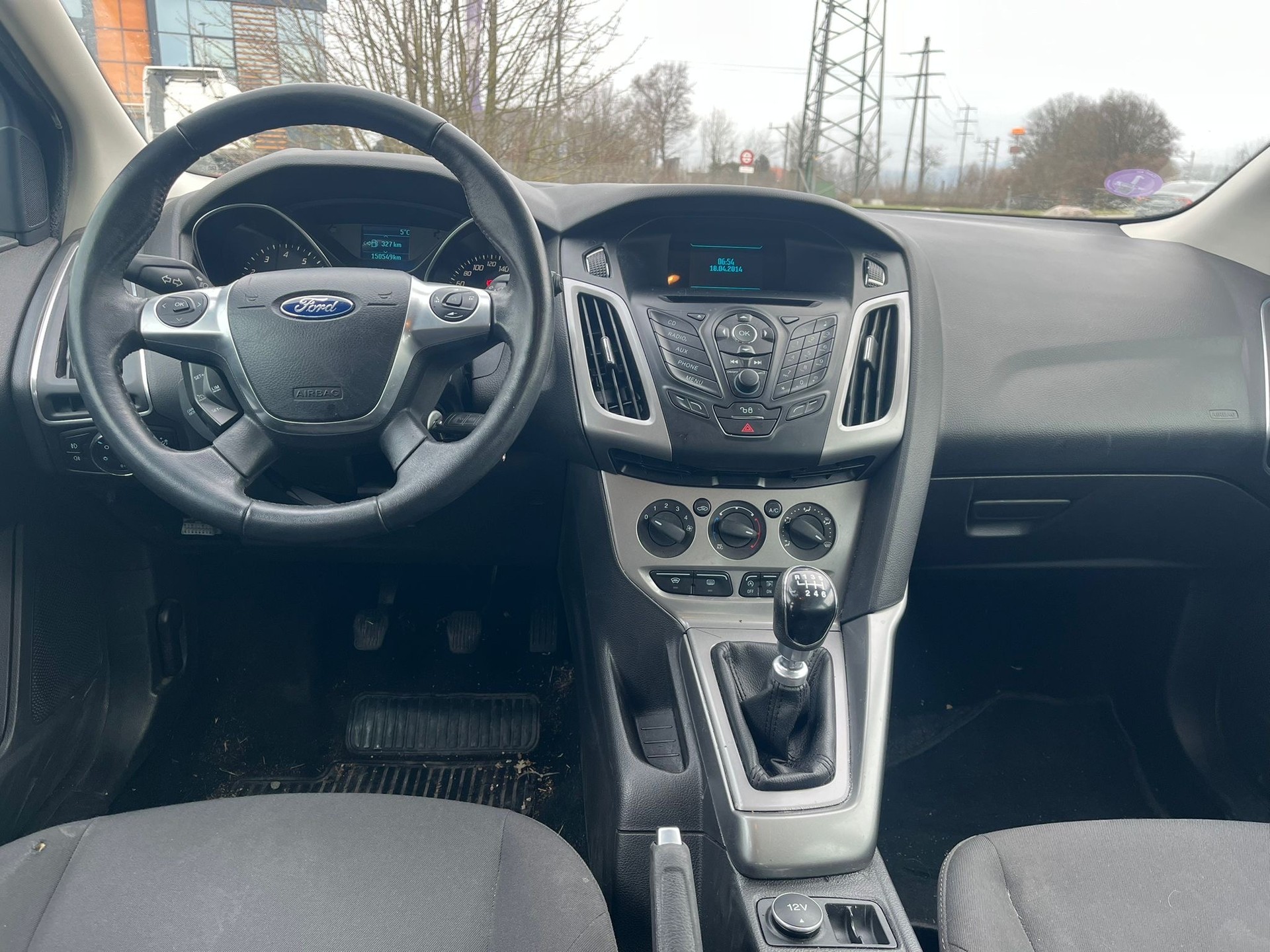 FORD Focus 1.0 SCTi Titanium-image-4
