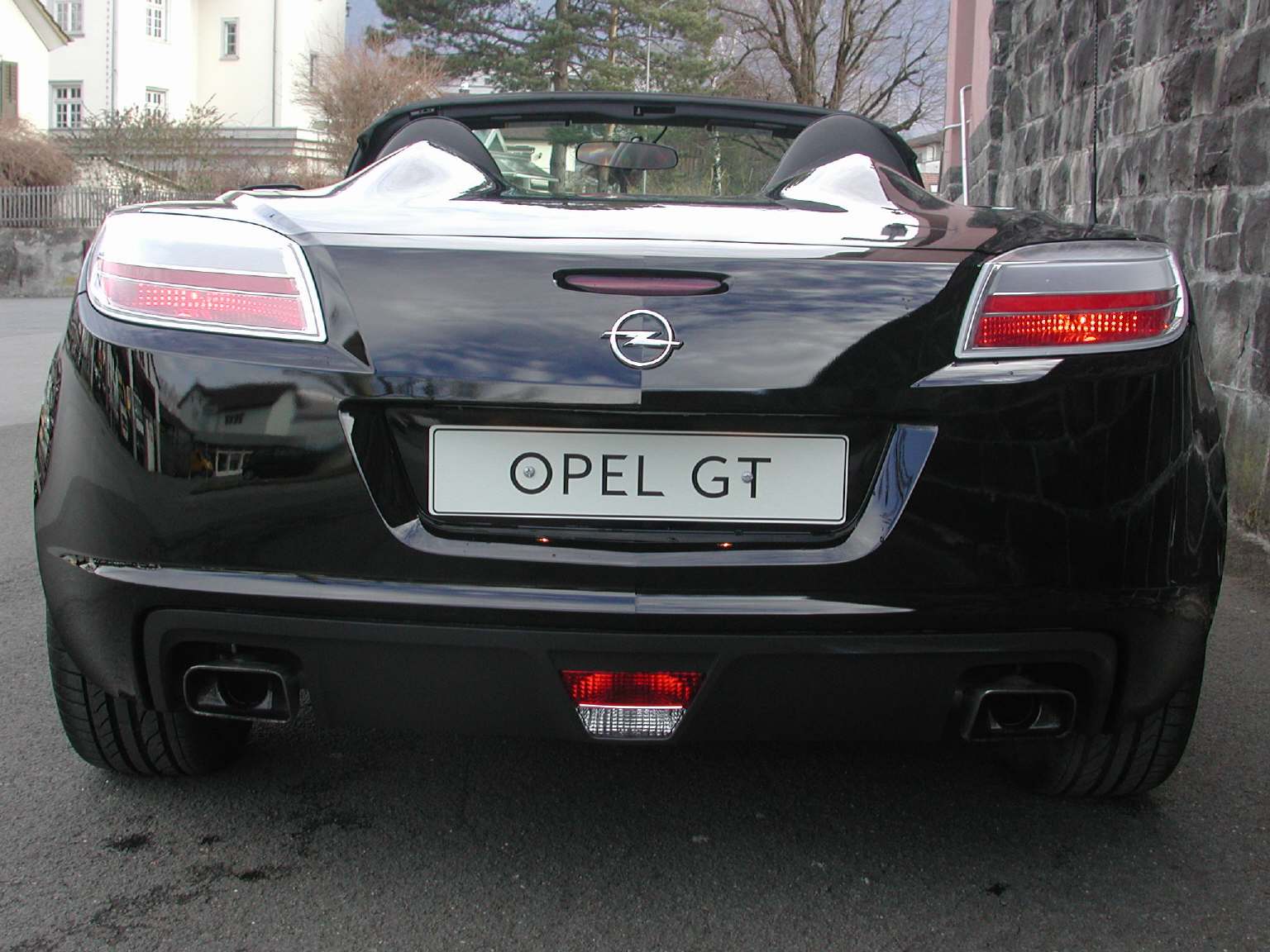 OPEL GT 2.0 16V Turbo-image-4