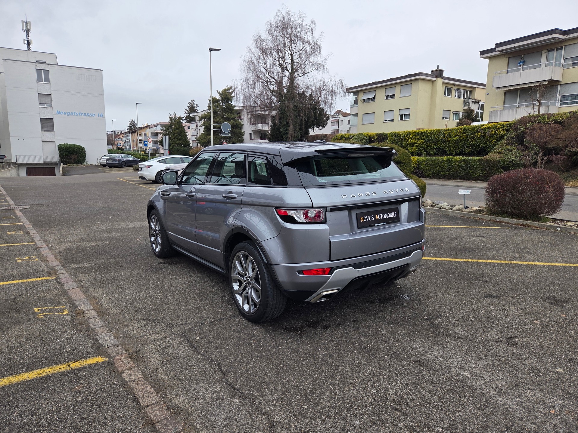 LAND ROVER Range Rover Evoque 2.2 SD4 Dynamic AT6-showroom-element-2