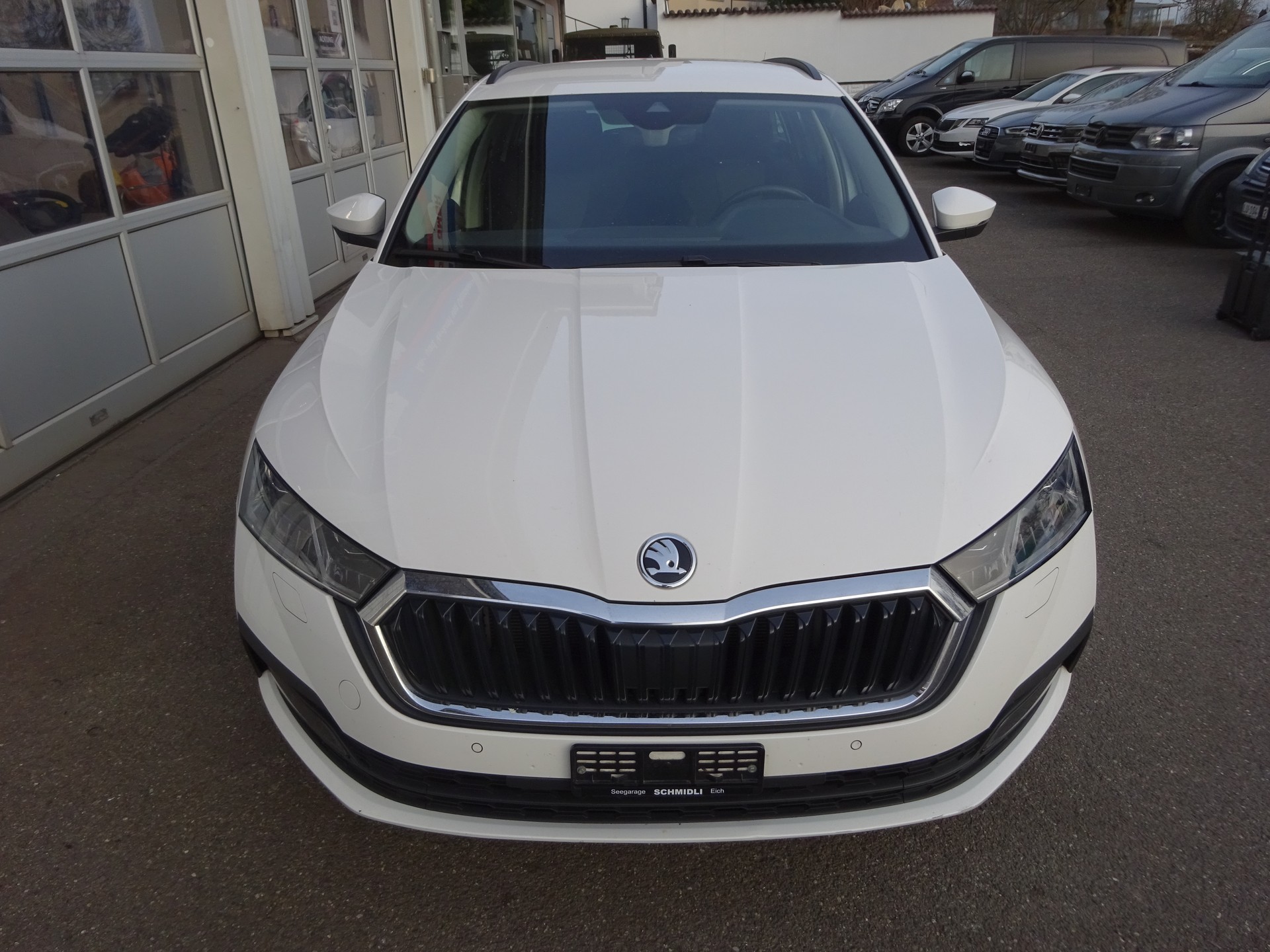 SKODA Octavia Combi 2.0 TDI DSG Ambition 4x4-image-5