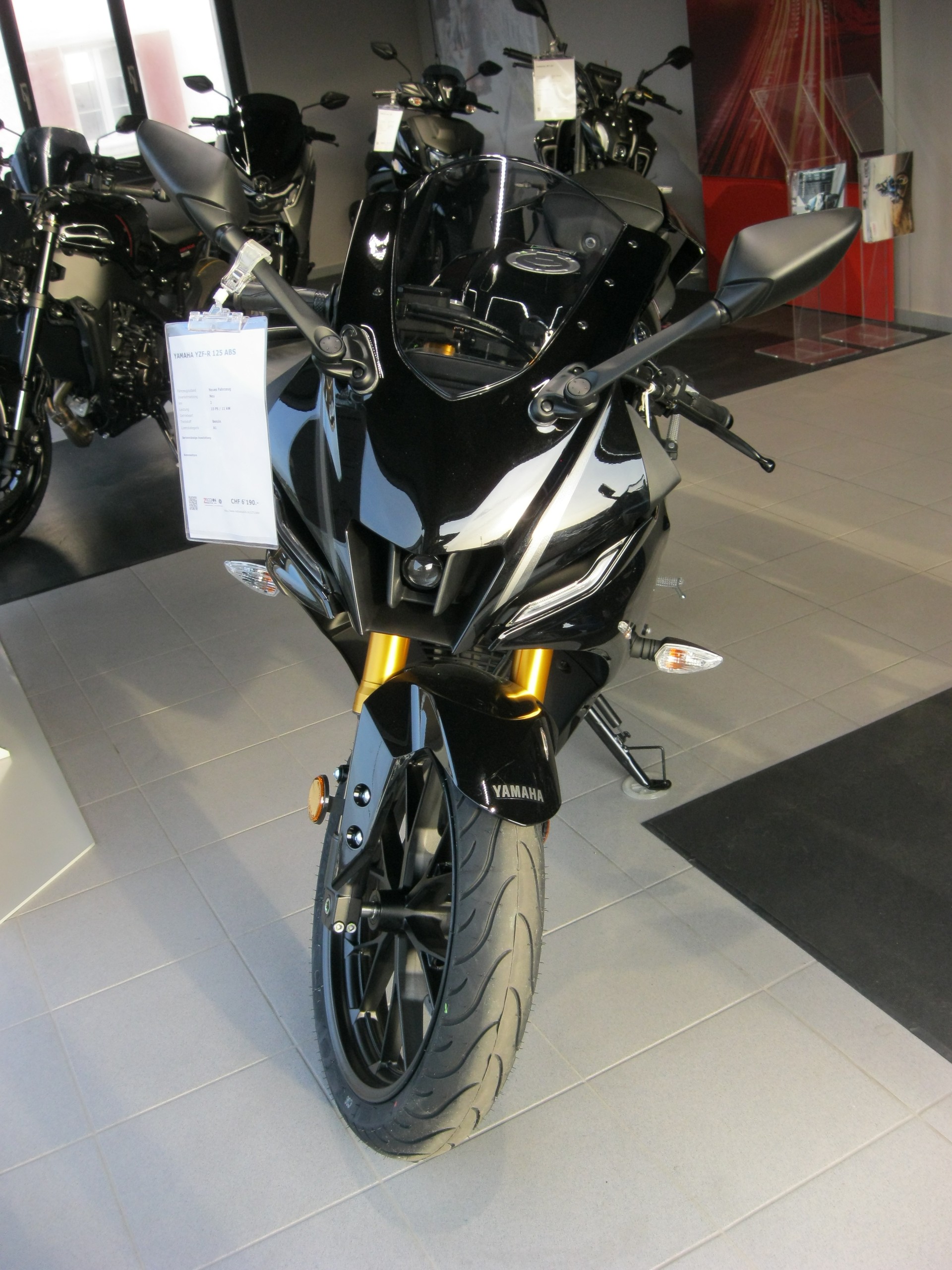 YAMAHA YZF-R 125 ABS-image-2