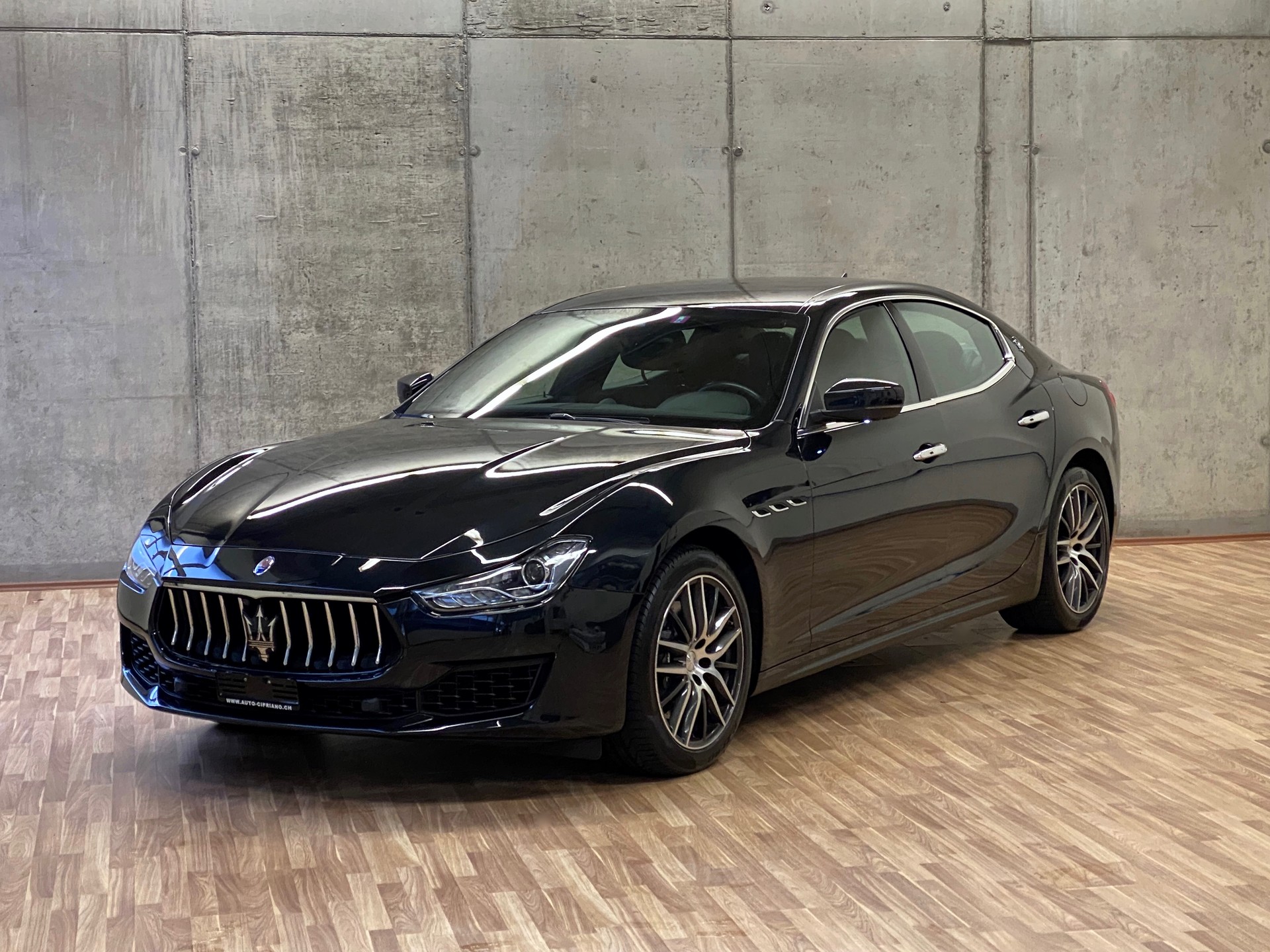 MASERATI Ghibli 3.0 V6 Automatica-image-16