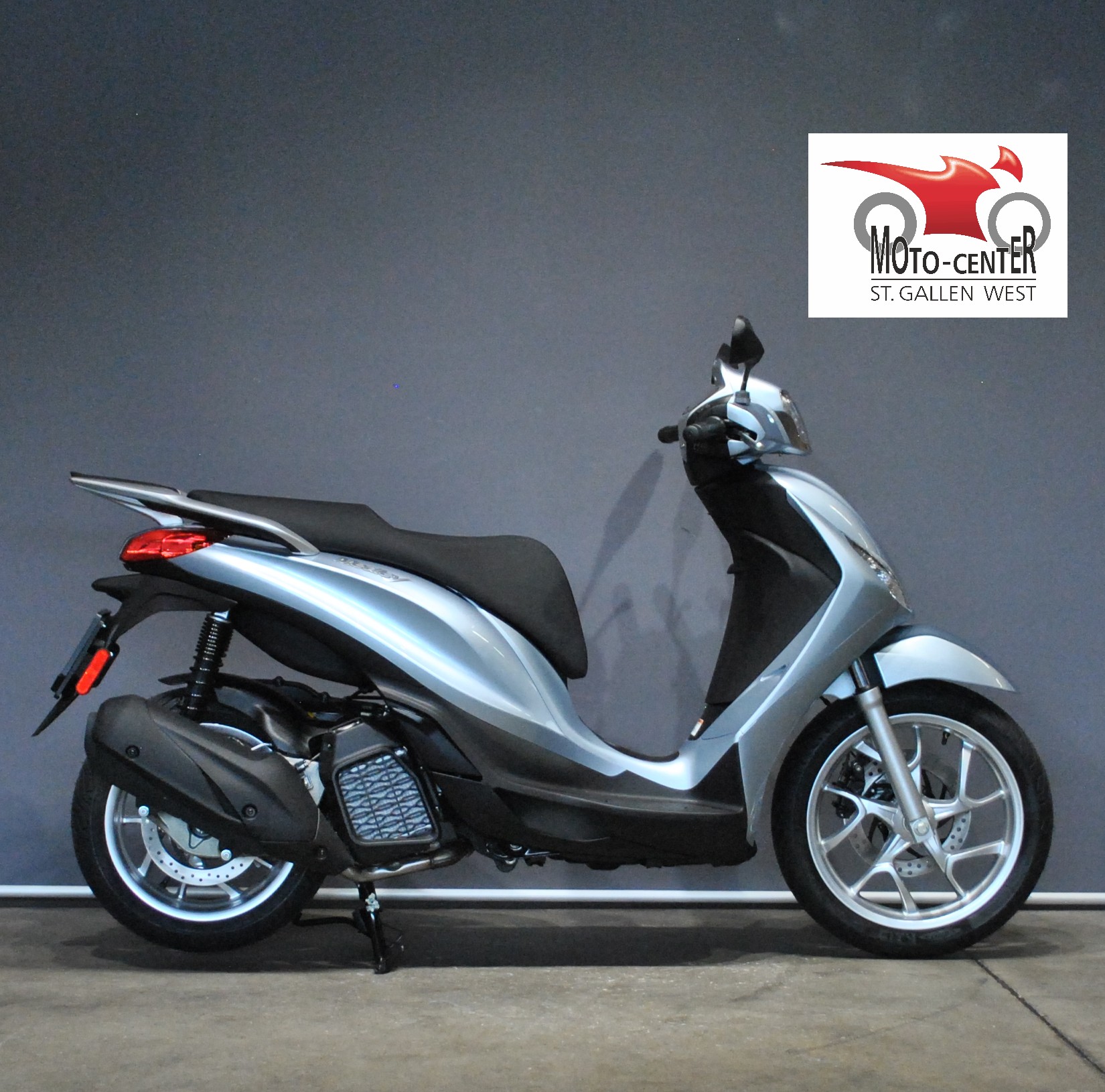 PIAGGIO Medley 200 E5+-image-1