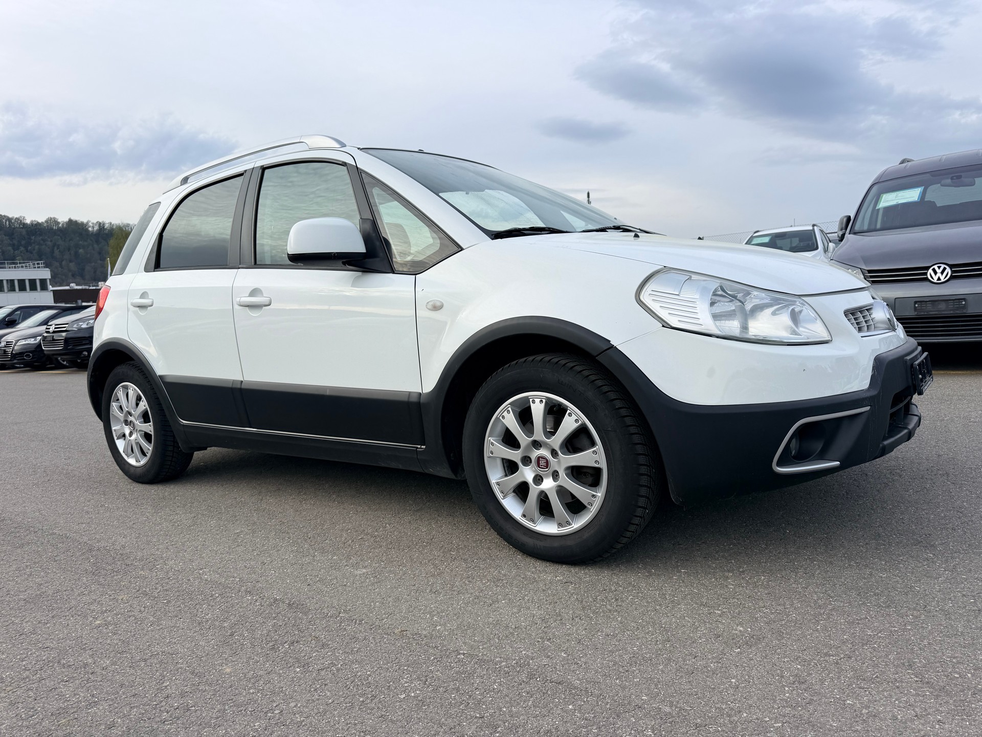 FIAT Sedici 1.6 2WD Dynamic Automatic-image-6