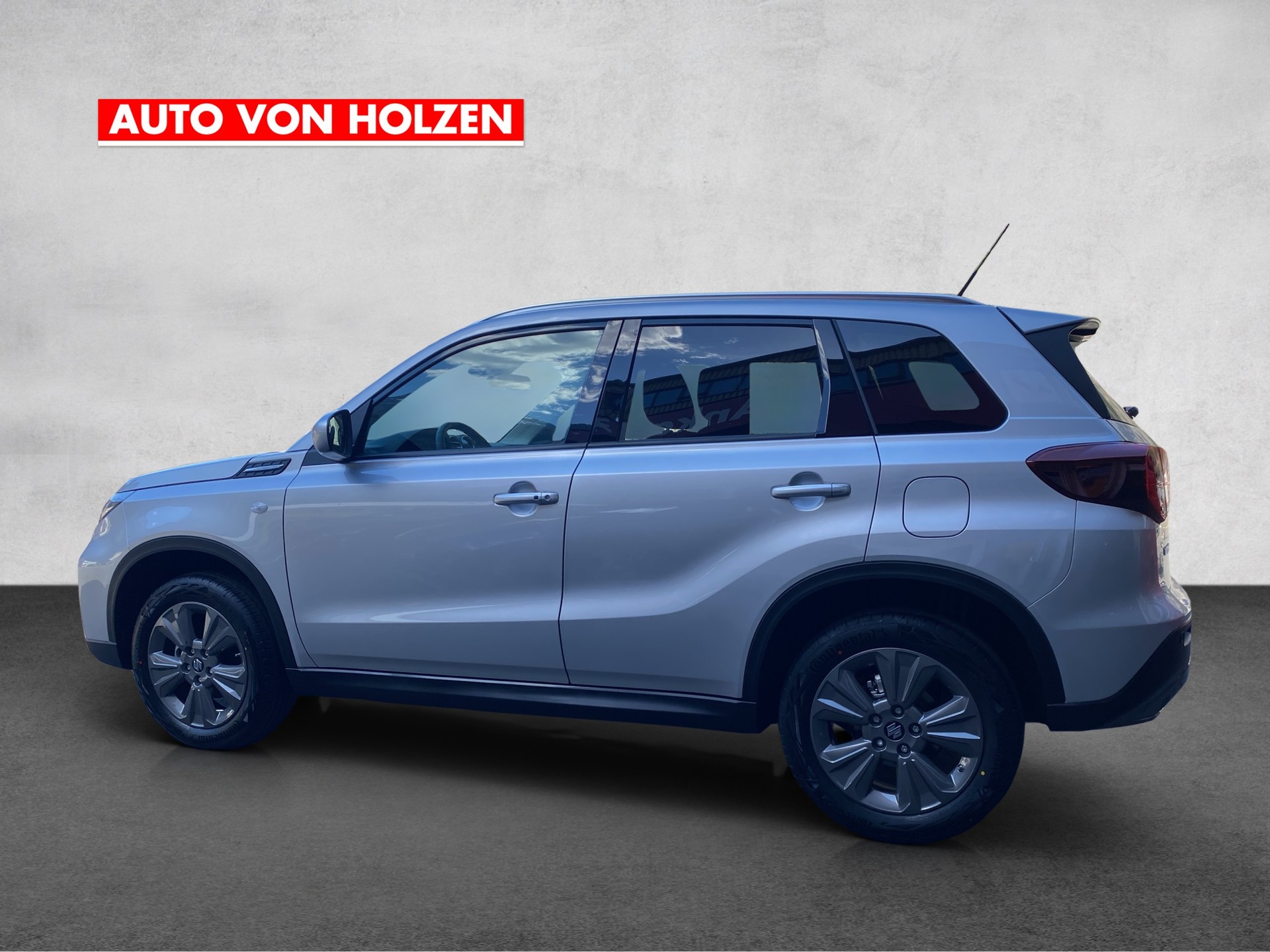 SUZUKI Vitara 1.4 Boosterjet Compact + 4x4 Hybrid Automatic-image-6