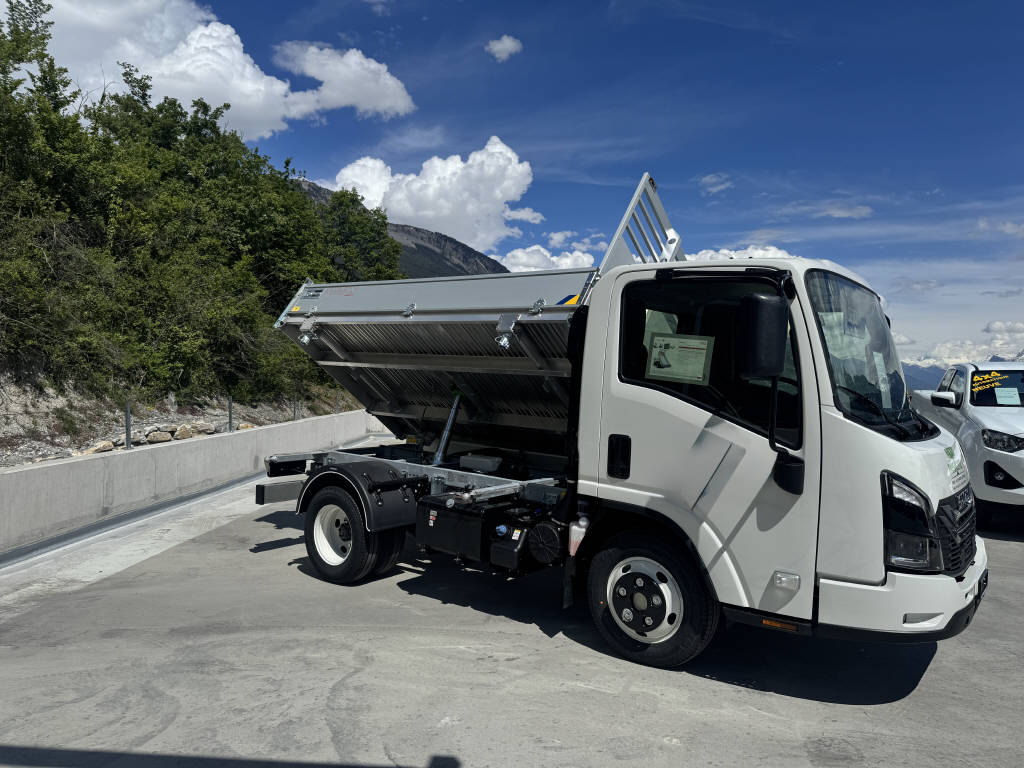 ISUZU M 27 3.0 150 CV GENERATION 2-showroom-element-2
