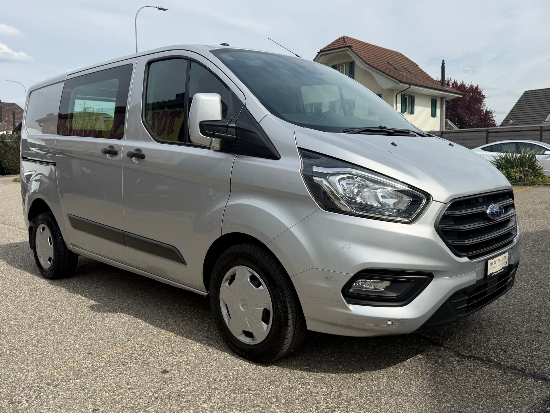 FORD Transit Custom Van 280 L1H1 Limited A-image-6
