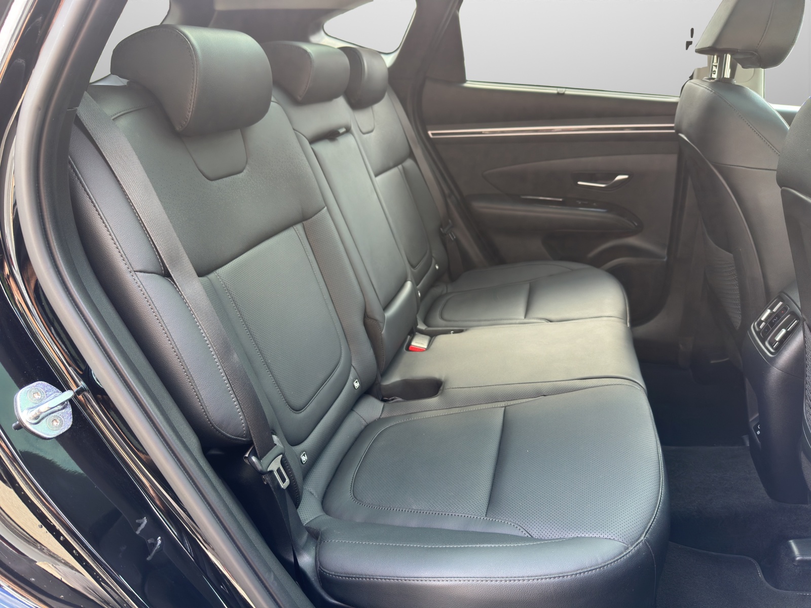 HYUNDAI Tucson 1.6 T-GDi HEV Vertex 4WD-image-11