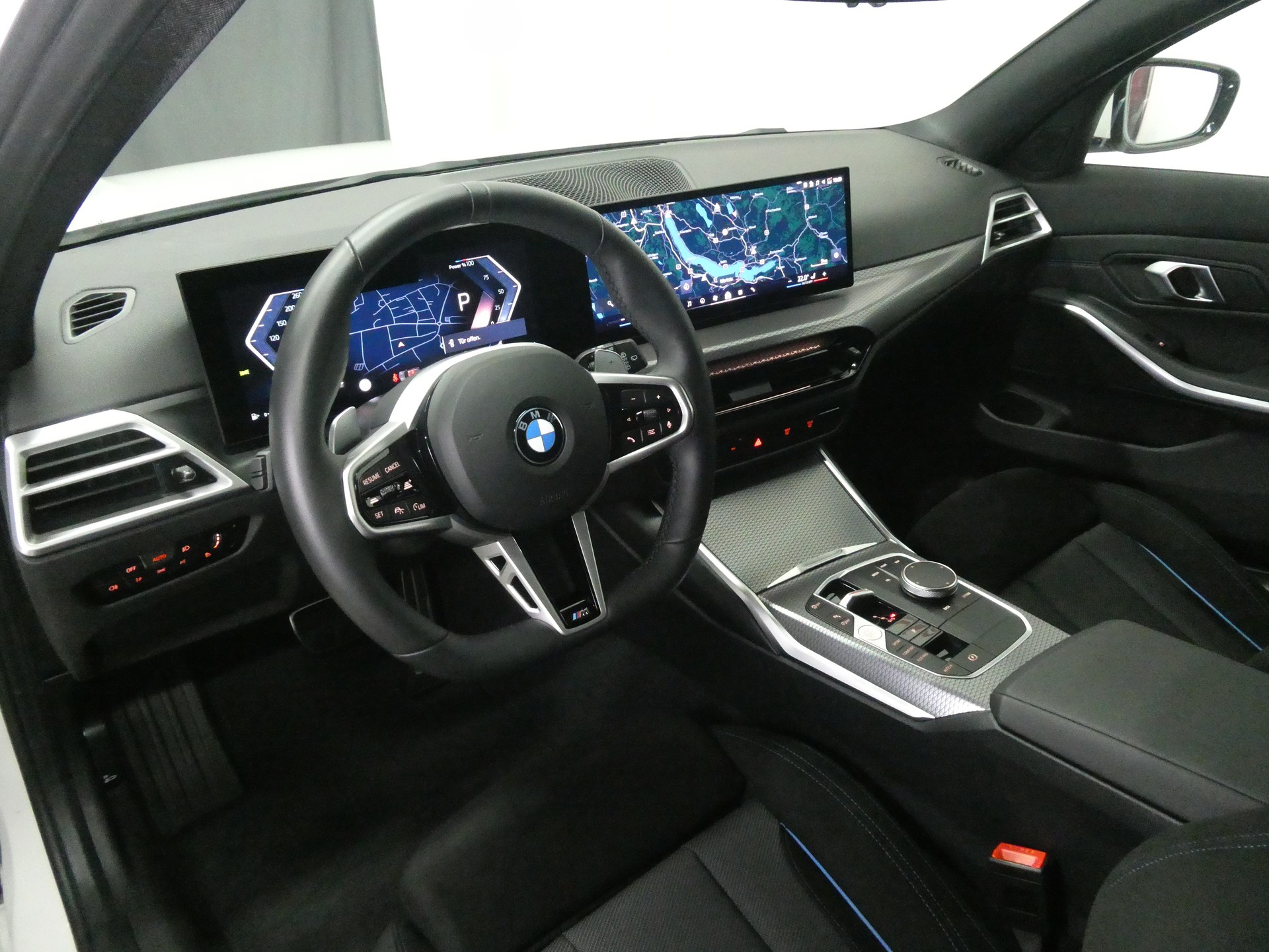 BMW 330i Touring xDrive Steptronic M Sport - Live Cockpit - Navi - Kamera - 245 PS-image-7