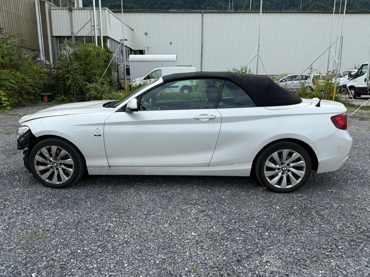 BMW 220i Sport Line Steptronic-image-7