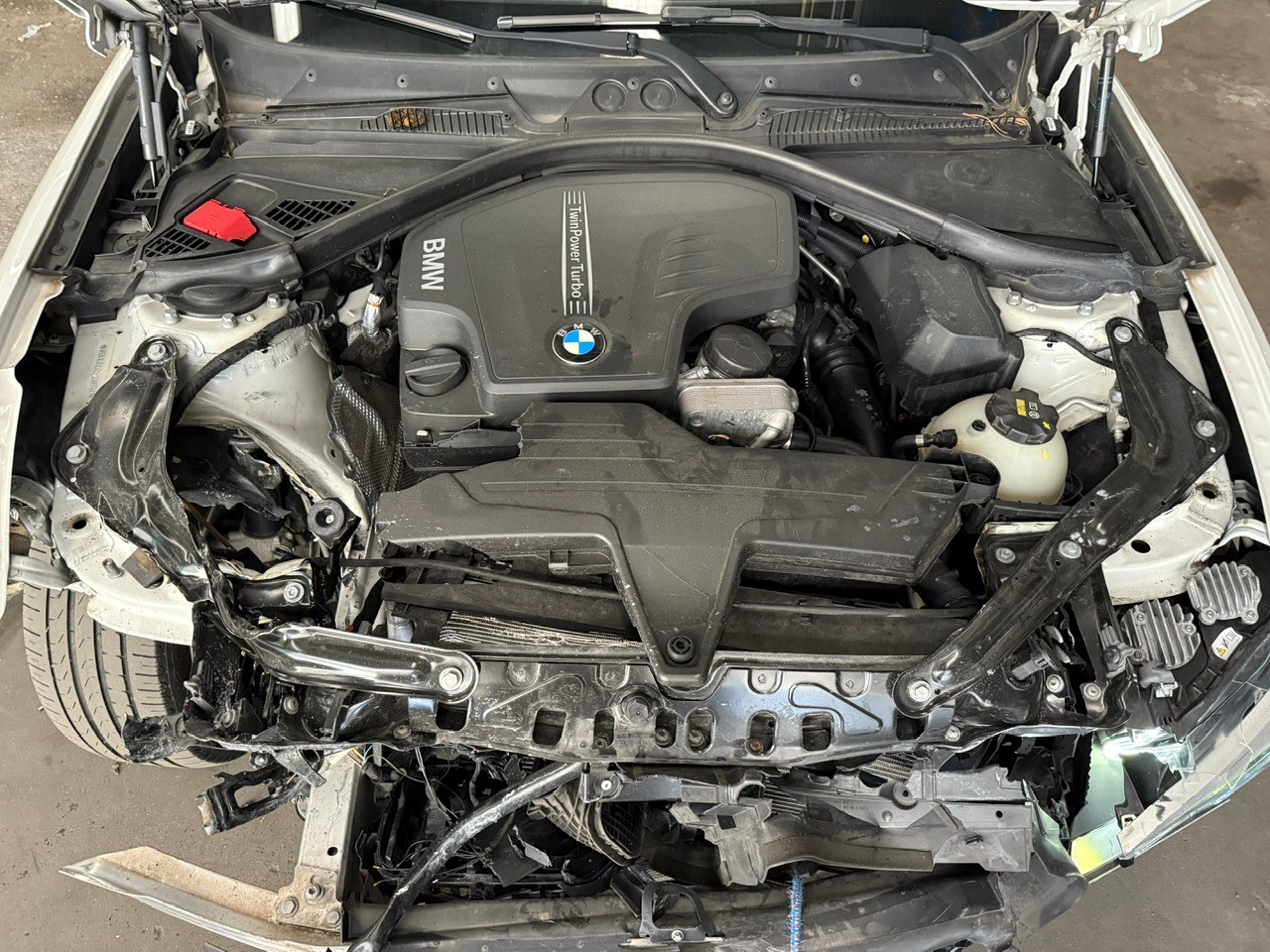 BMW 220i Sport Line Steptronic-image-13