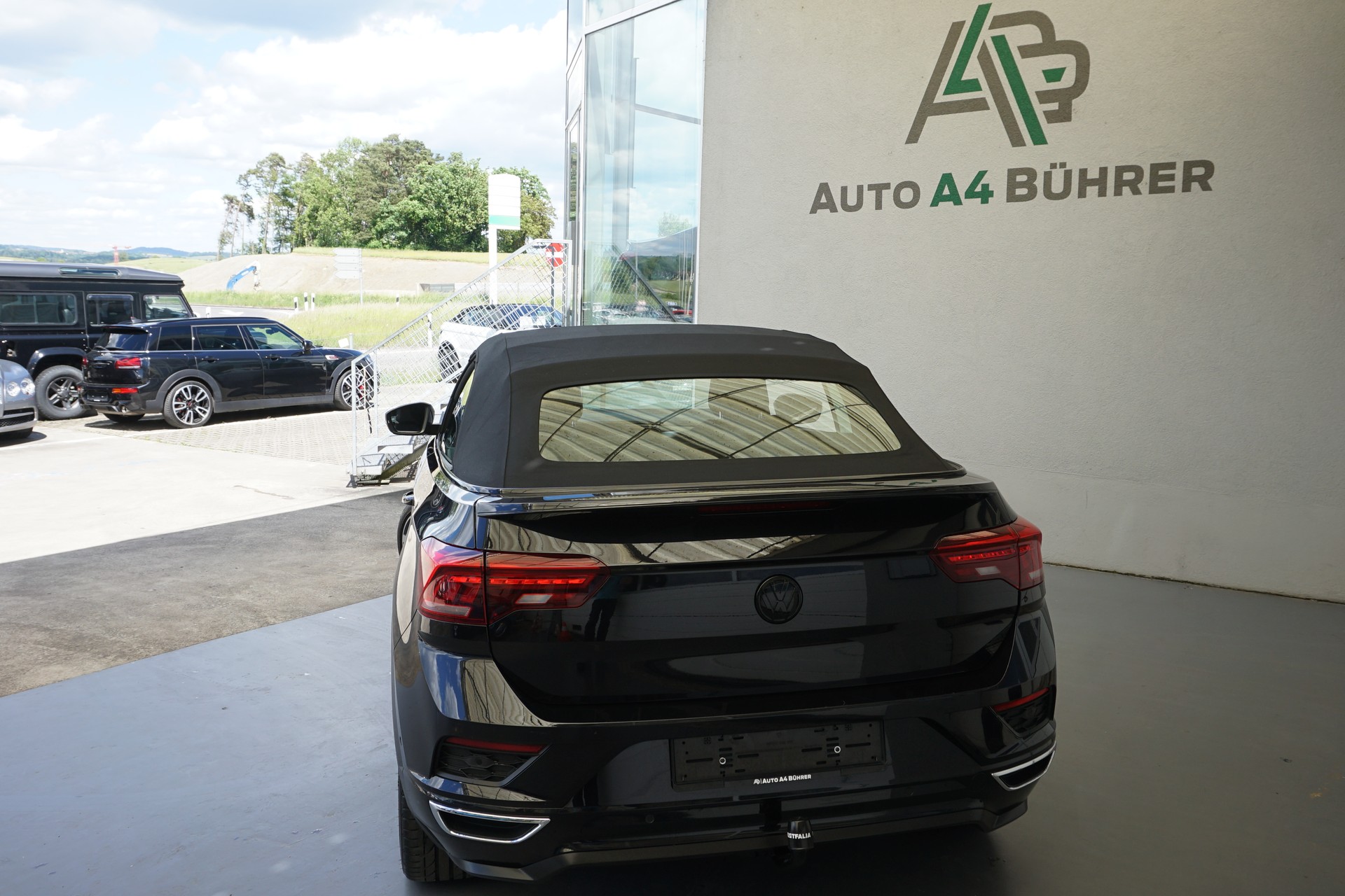 VW T-Roc 1.5 TSI EVO R-Line Cabriolet DSG-Automat 150PS mit Lederausstattung und Abstandsregeltempomat-image-12