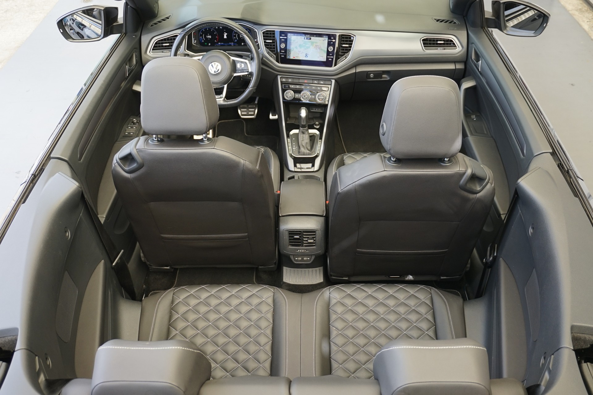 VW T-Roc 1.5 TSI EVO R-Line Cabriolet DSG-Automat 150PS mit Lederausstattung und Abstandsregeltempomat-image-21