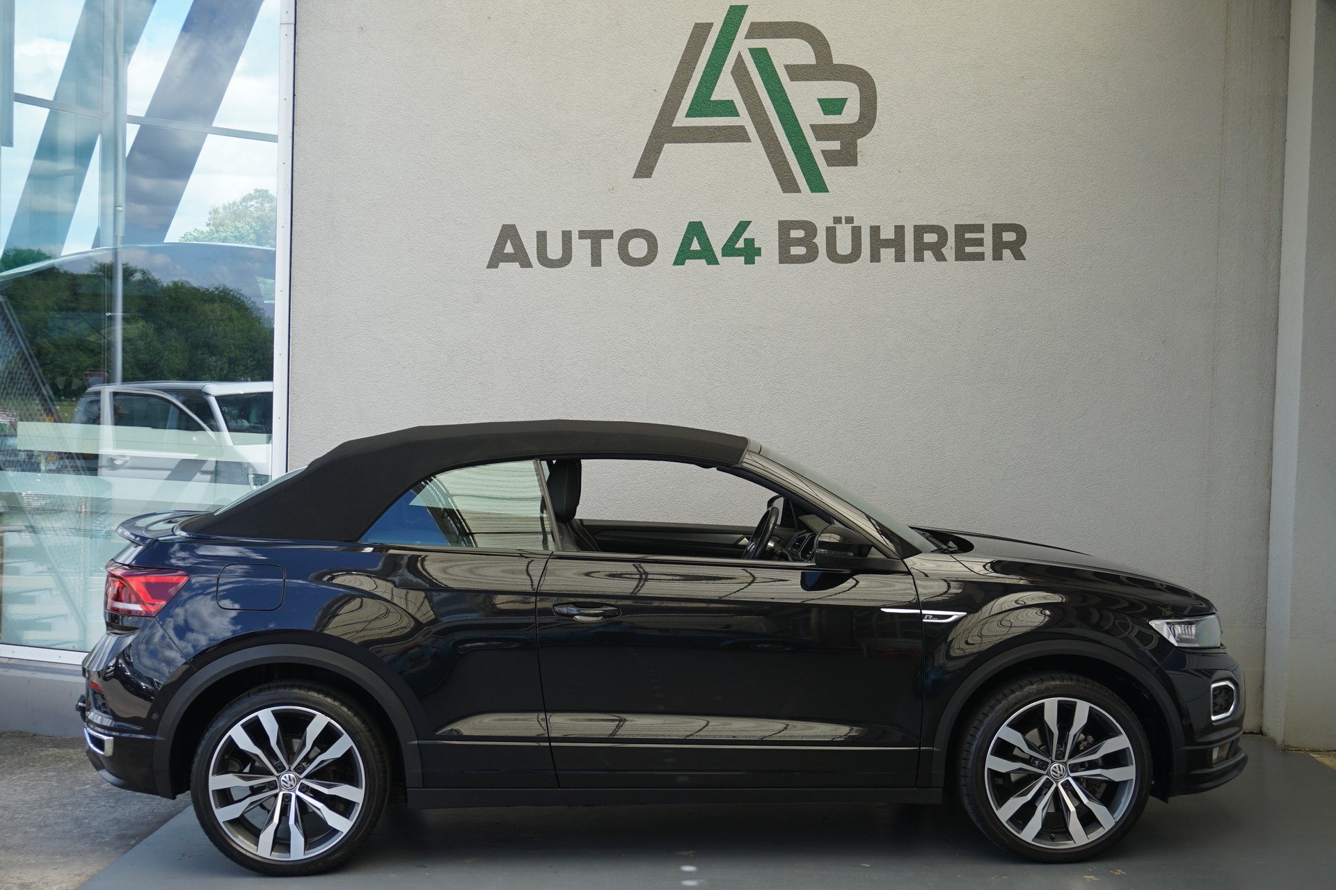 VW T-Roc 1.5 TSI EVO R-Line Cabriolet DSG-Automat 150PS mit Lederausstattung und Abstandsregeltempomat-image-8