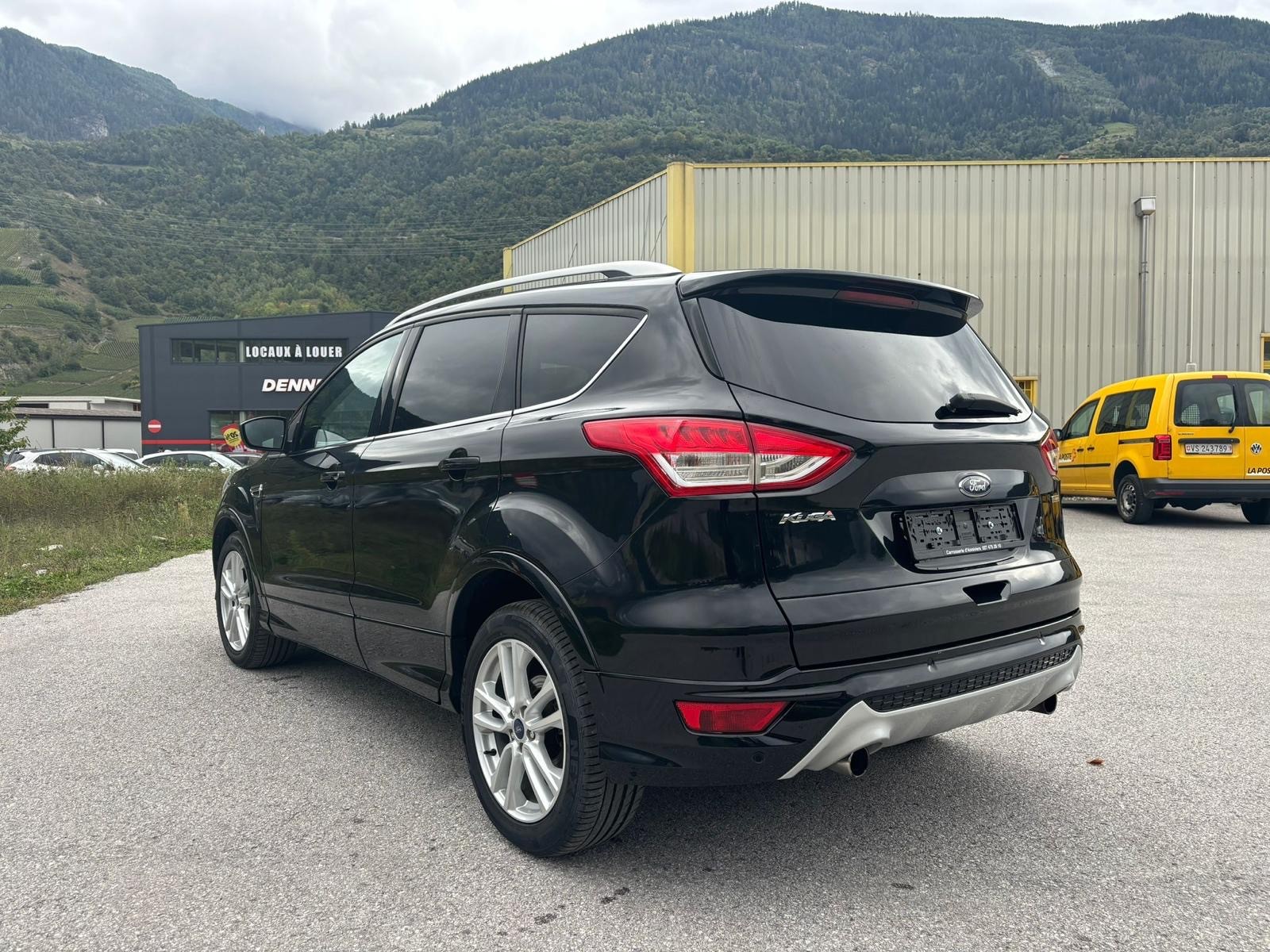 FORD Kuga 1.6 SCTi Carving 4WD Automatic-image-4