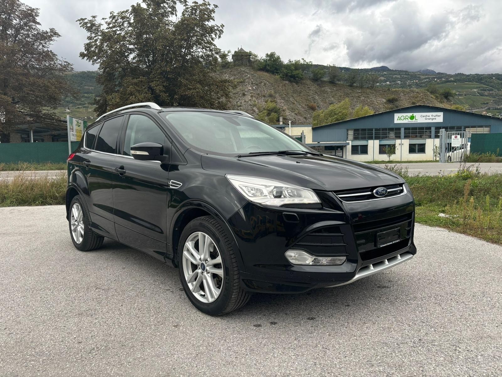 FORD Kuga 1.6 SCTi Carving 4WD Automatic-image-1