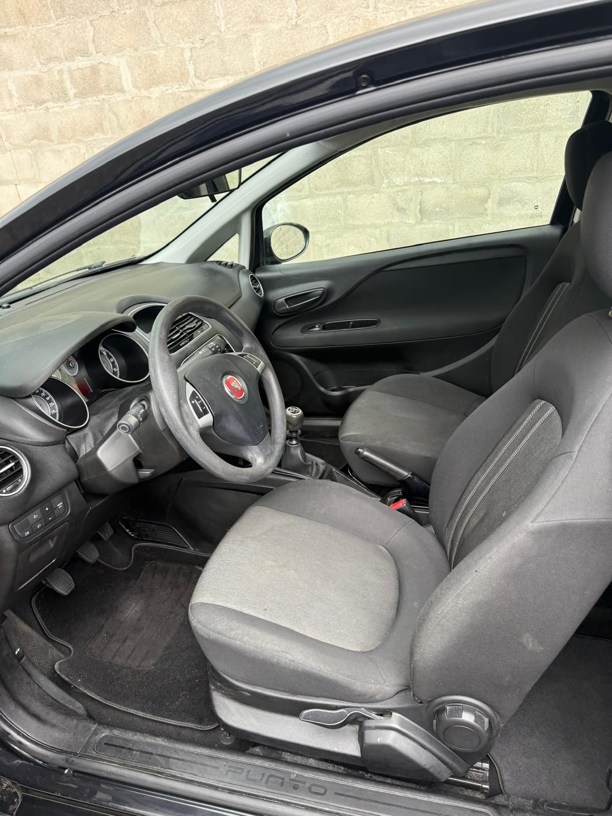 FIAT Punto 1.2 Young-image-6
