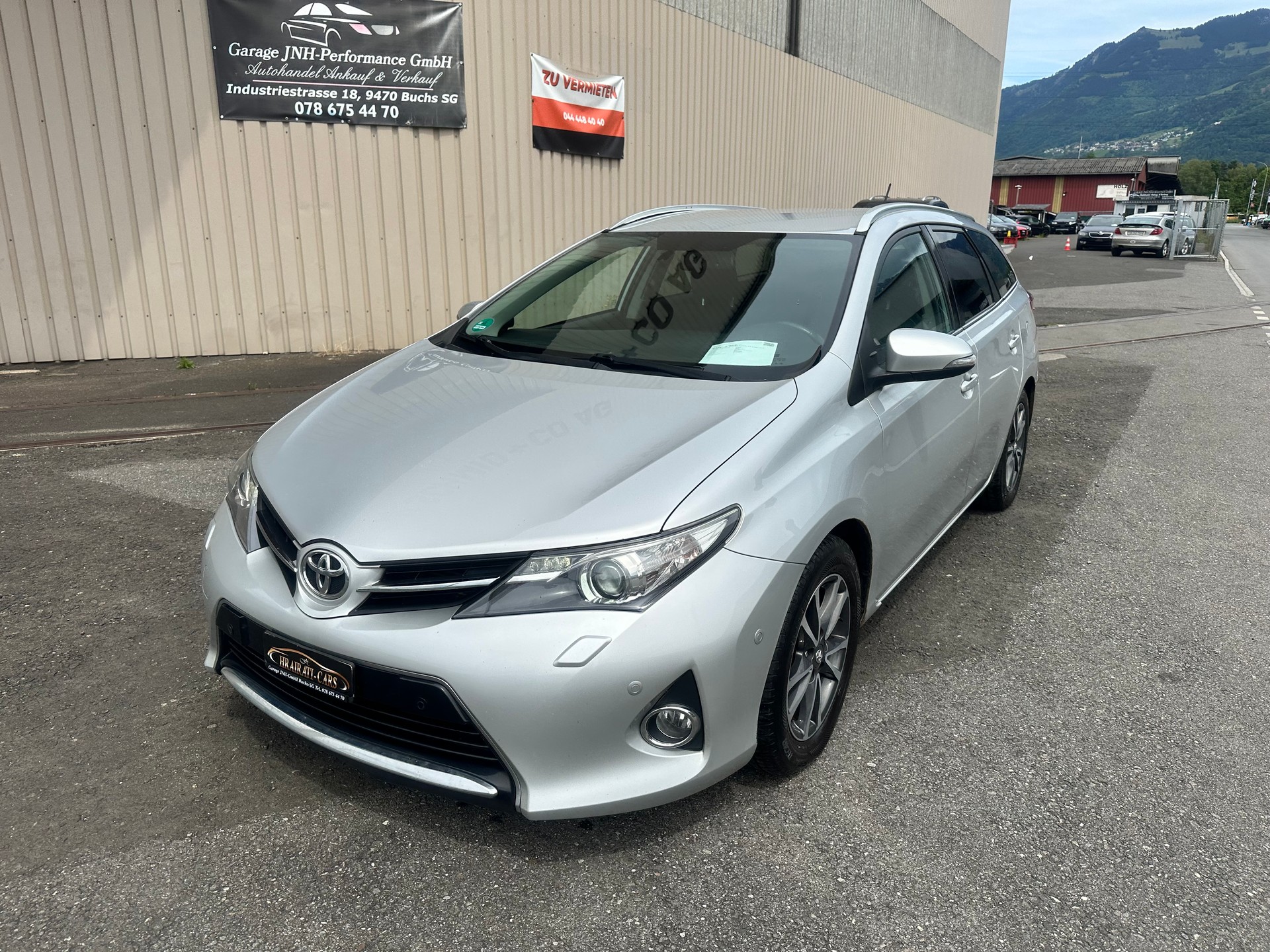 TOYOTA Auris Touring Sports 2.0 D-4D Trend-image-2